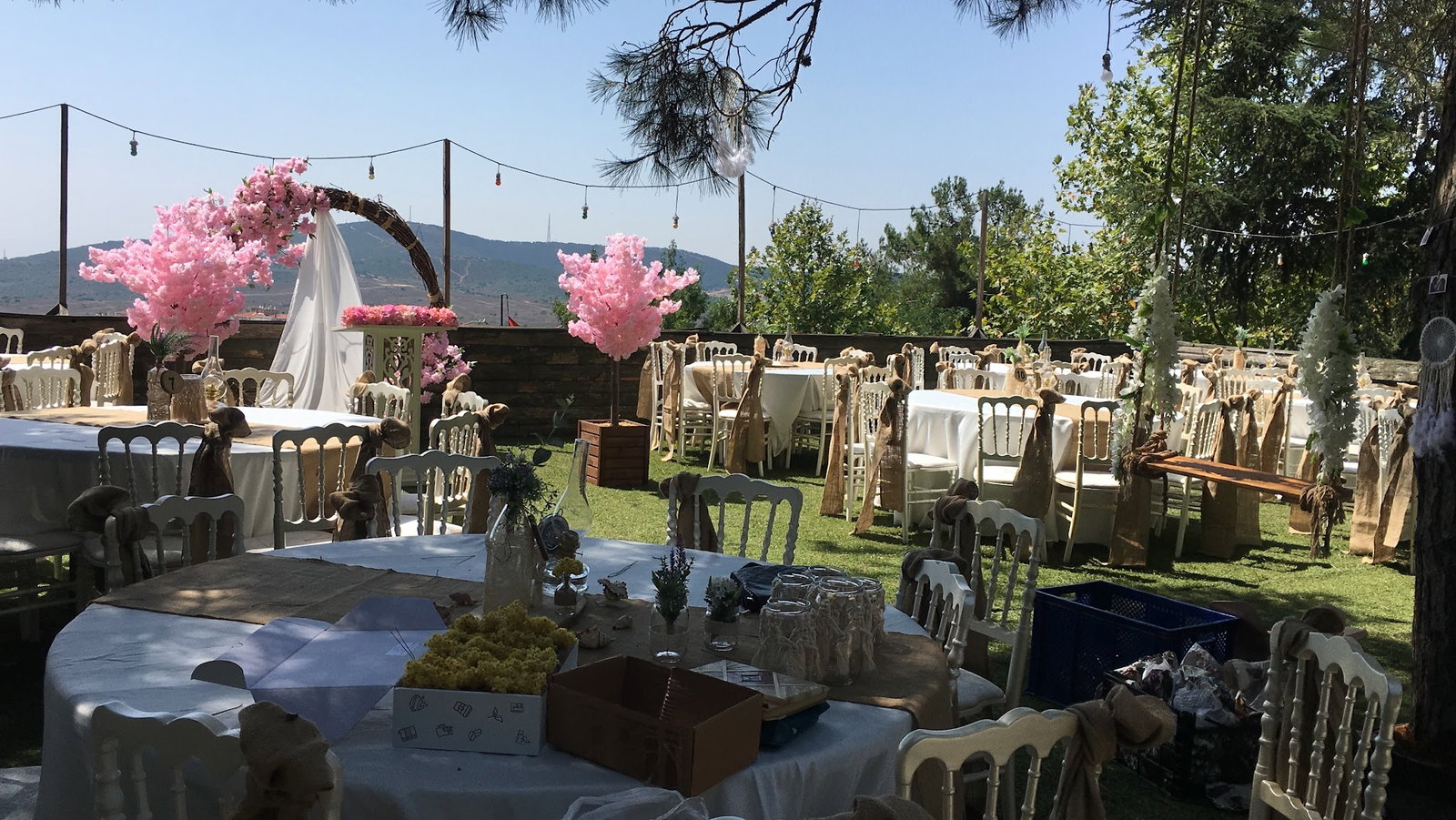 Cennet Bahçesi Hasan'In Yeri