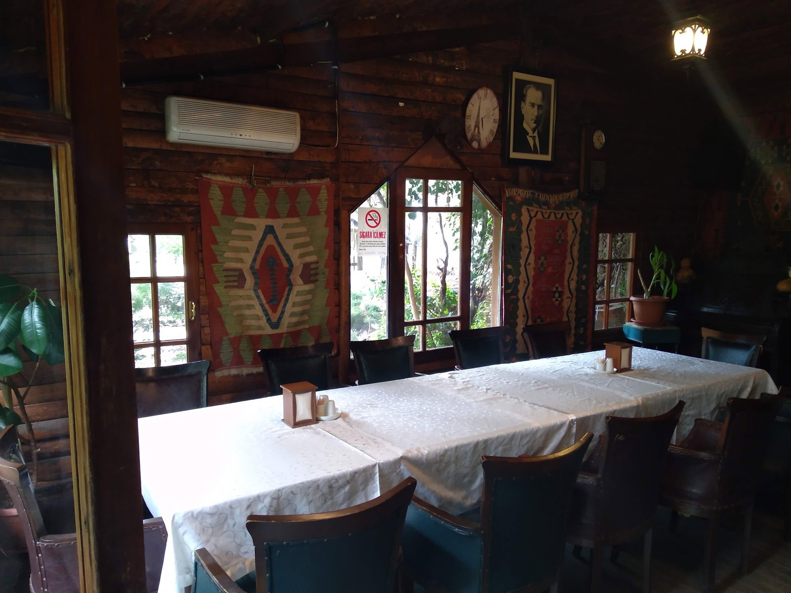 Cennet Bahçesi Hasan'In Yeri