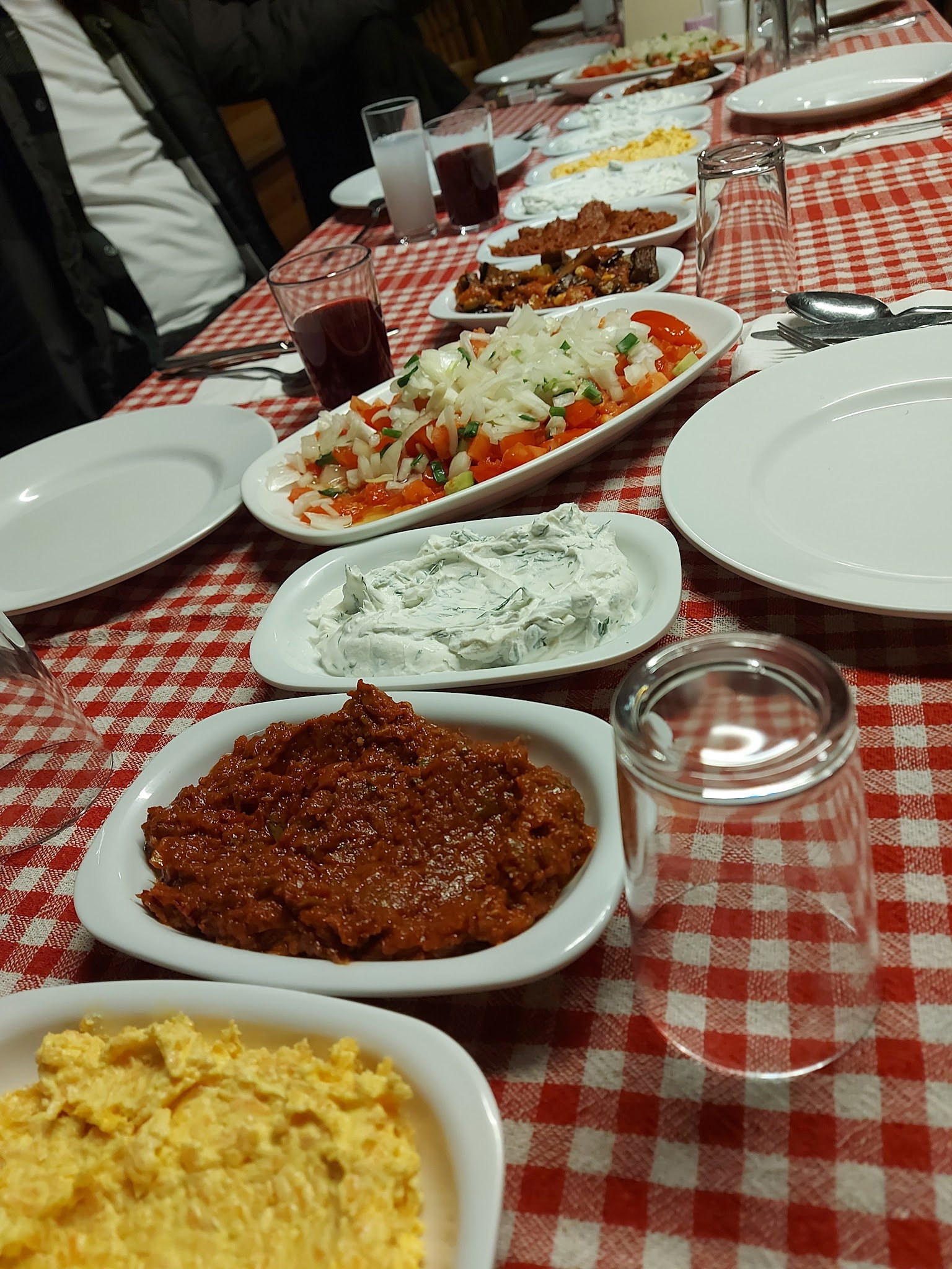 Cennet Bahçesi Hasan'In Yeri