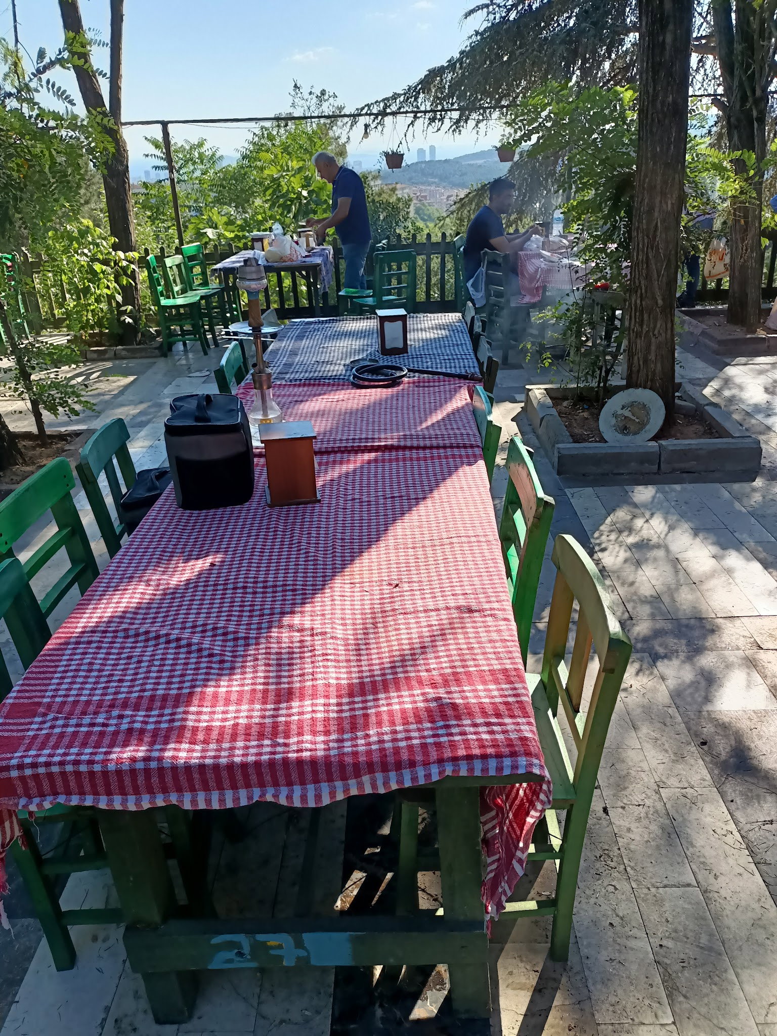 Cennet Bahçesi Hasan'In Yeri