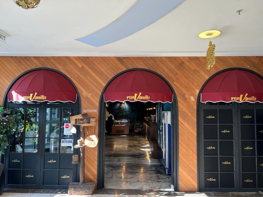 Rsn Vanilla Garden Cafe