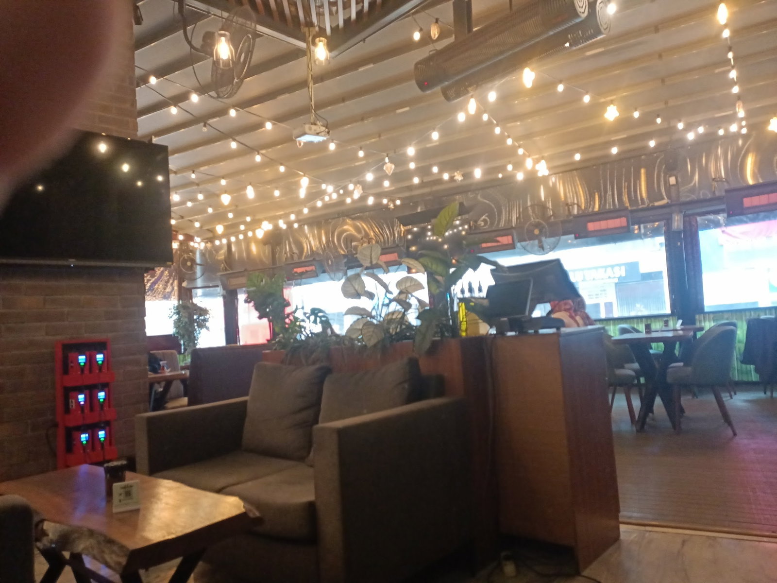 Rsn Vanilla Garden Cafe