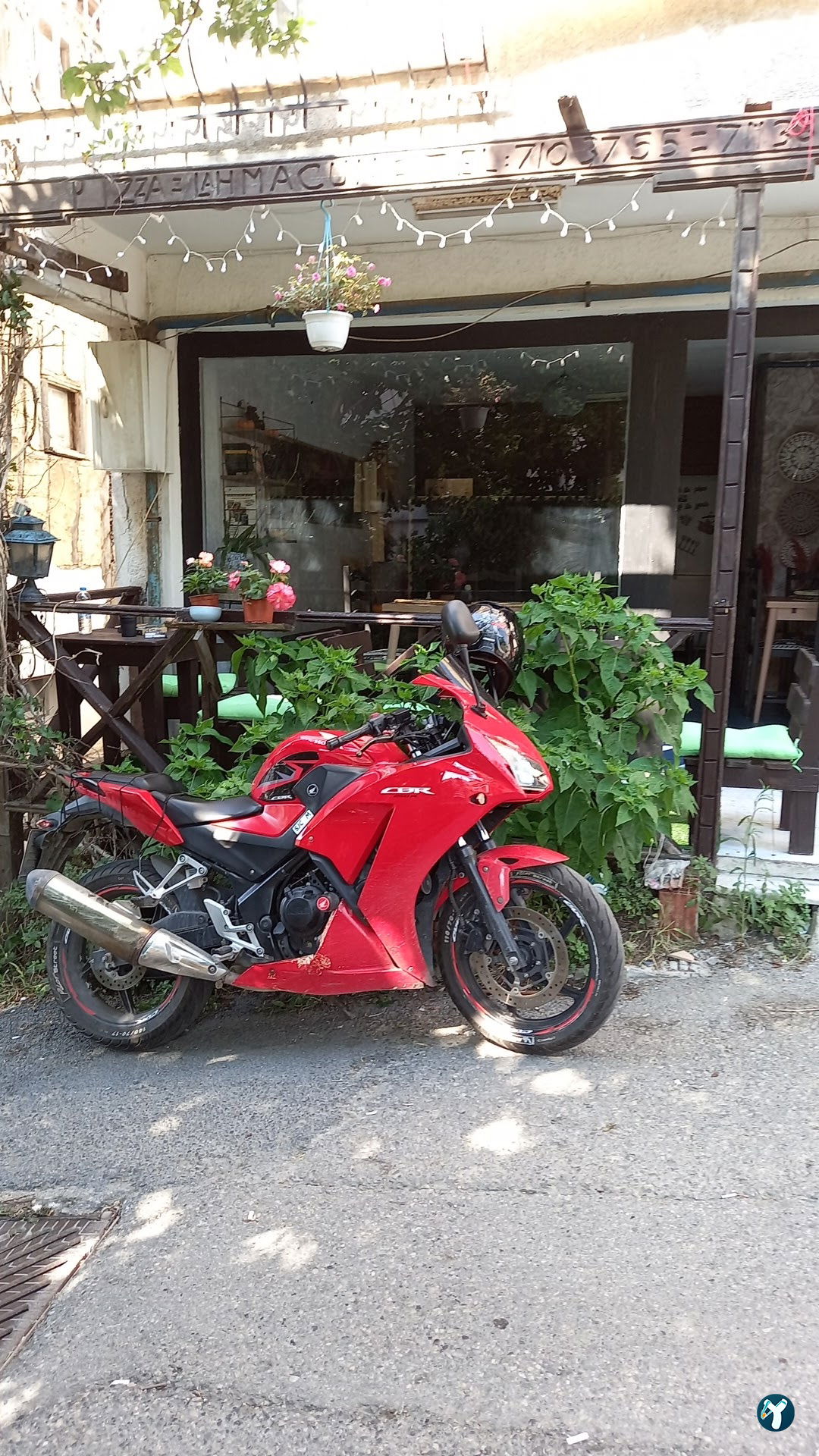 Kupina Cafe