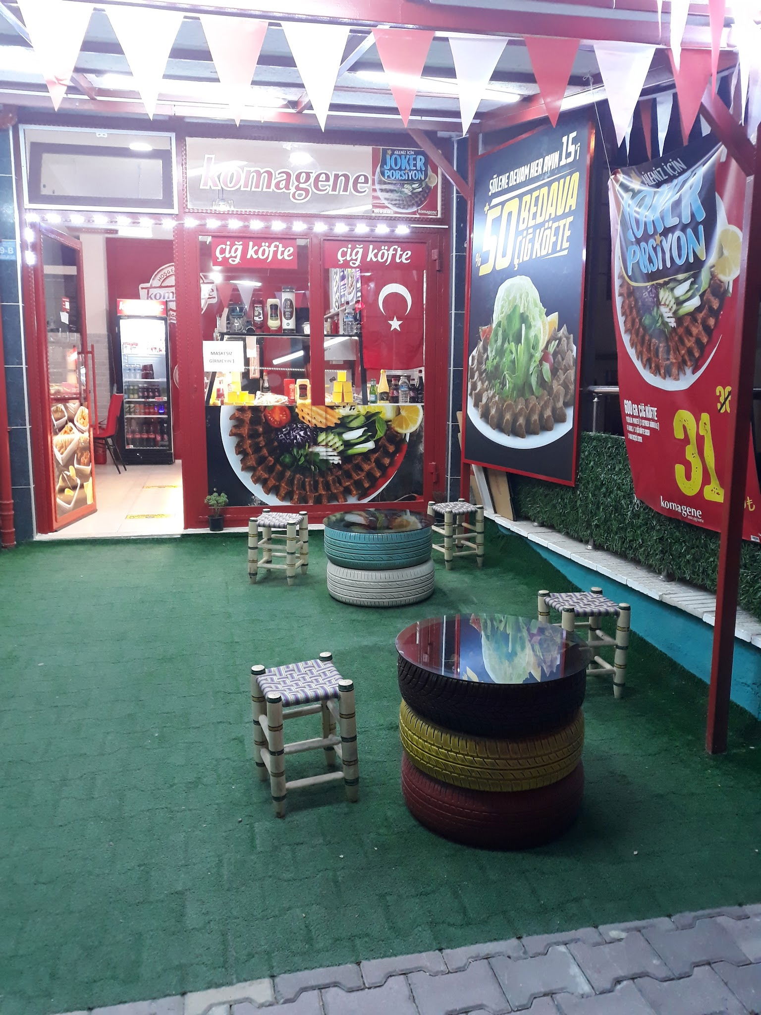 Komagene Gülabibey Bağcılar Cad./ Cuma Pazarı