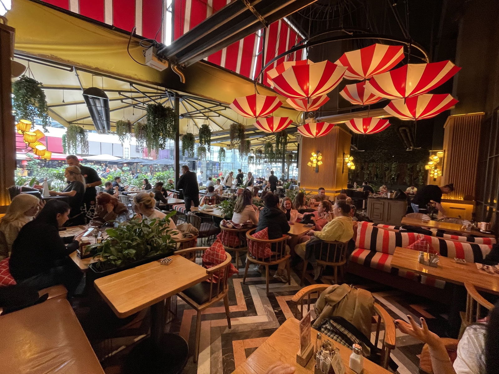 Happy Moon’S Akasya Avm