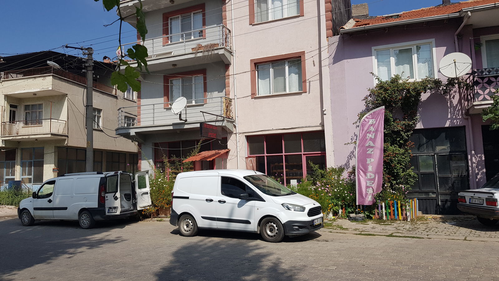 Banaz Pide Ve Ekmek Fırını