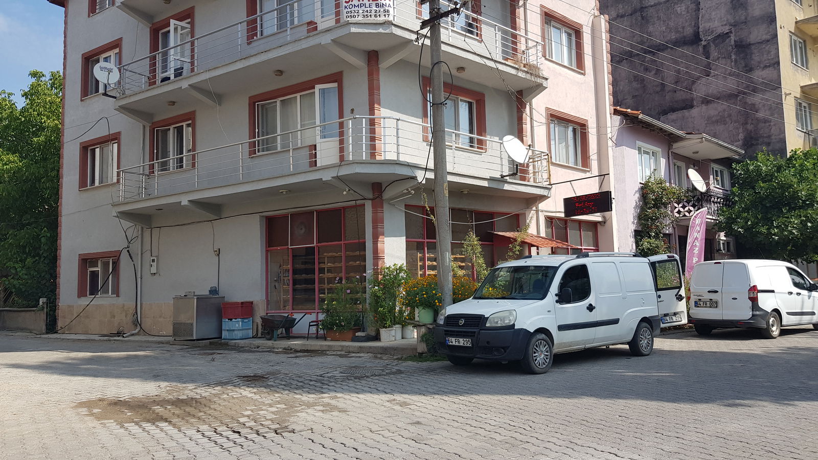 Banaz Pide Ve Ekmek Fırını