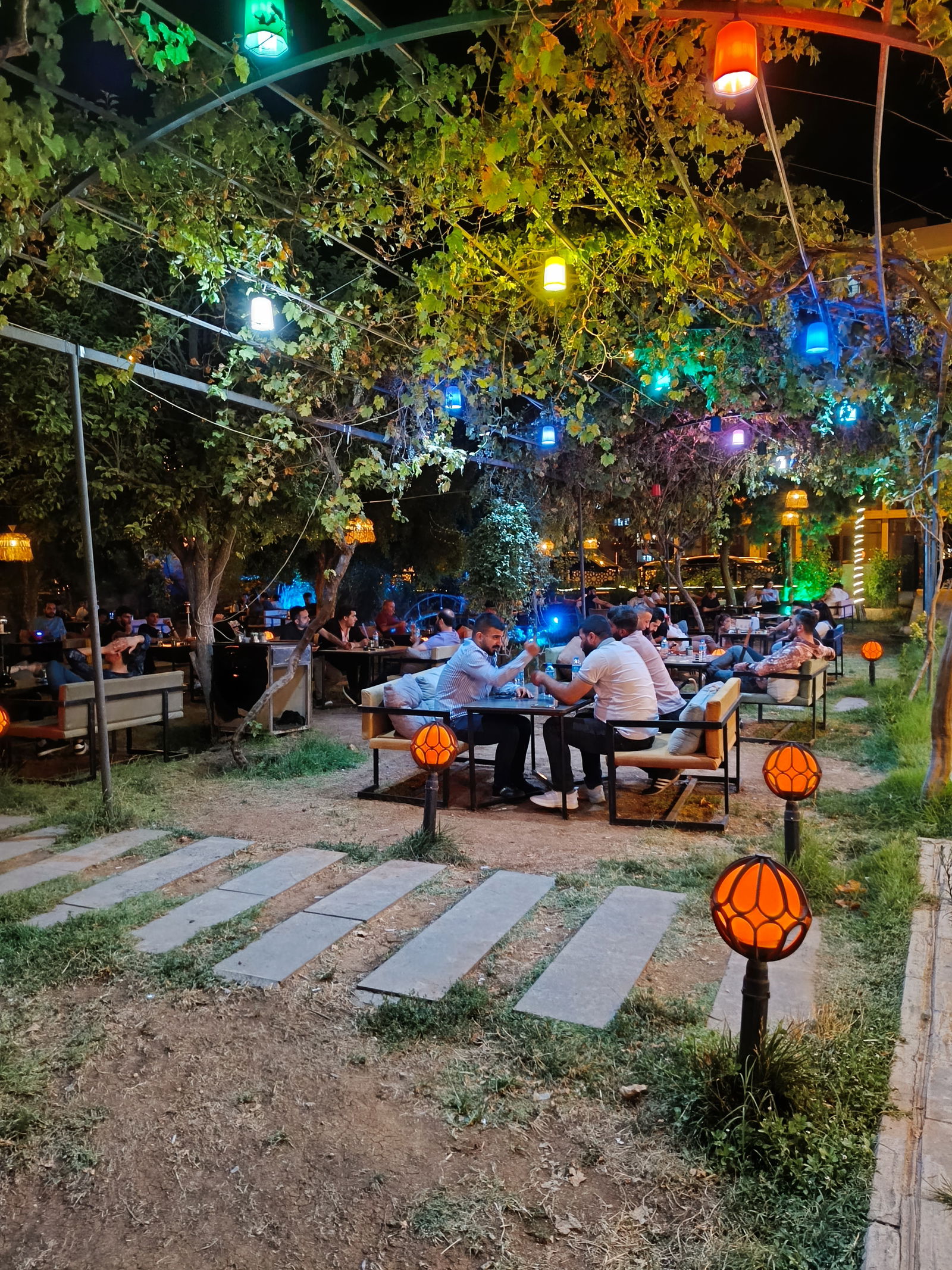 Asmalı Bahçe Nargile & Cafe
