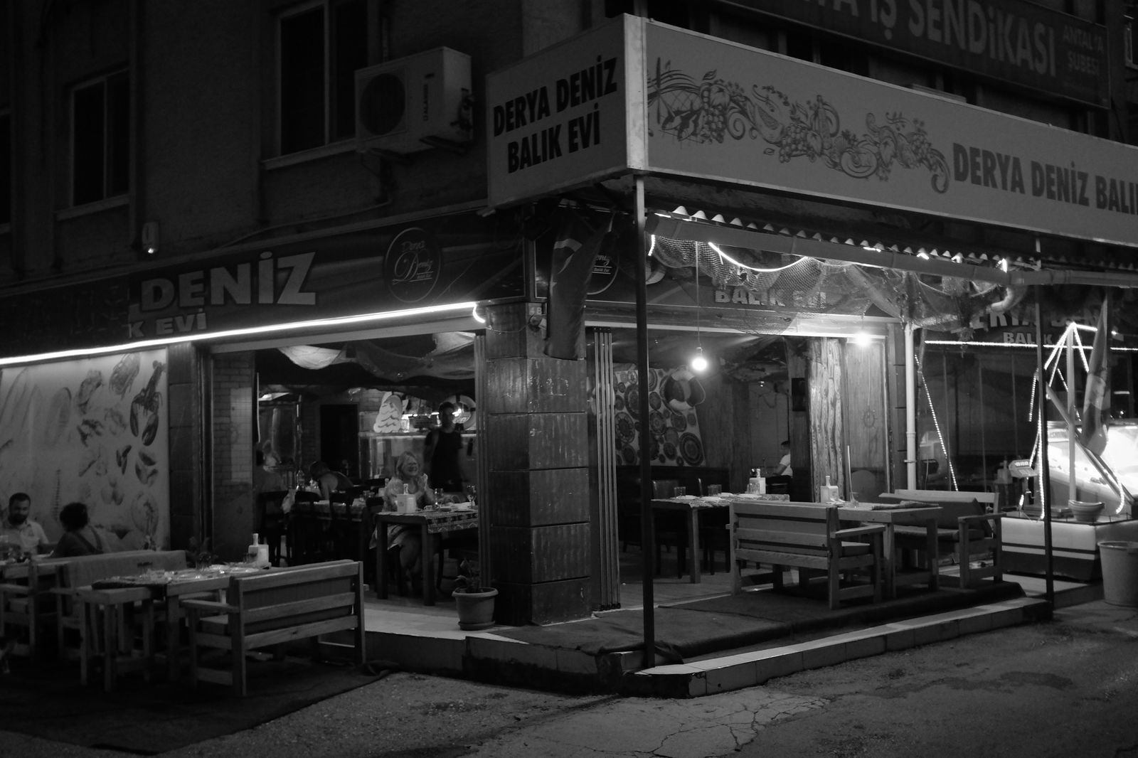 Derya Deniz Balık Evi