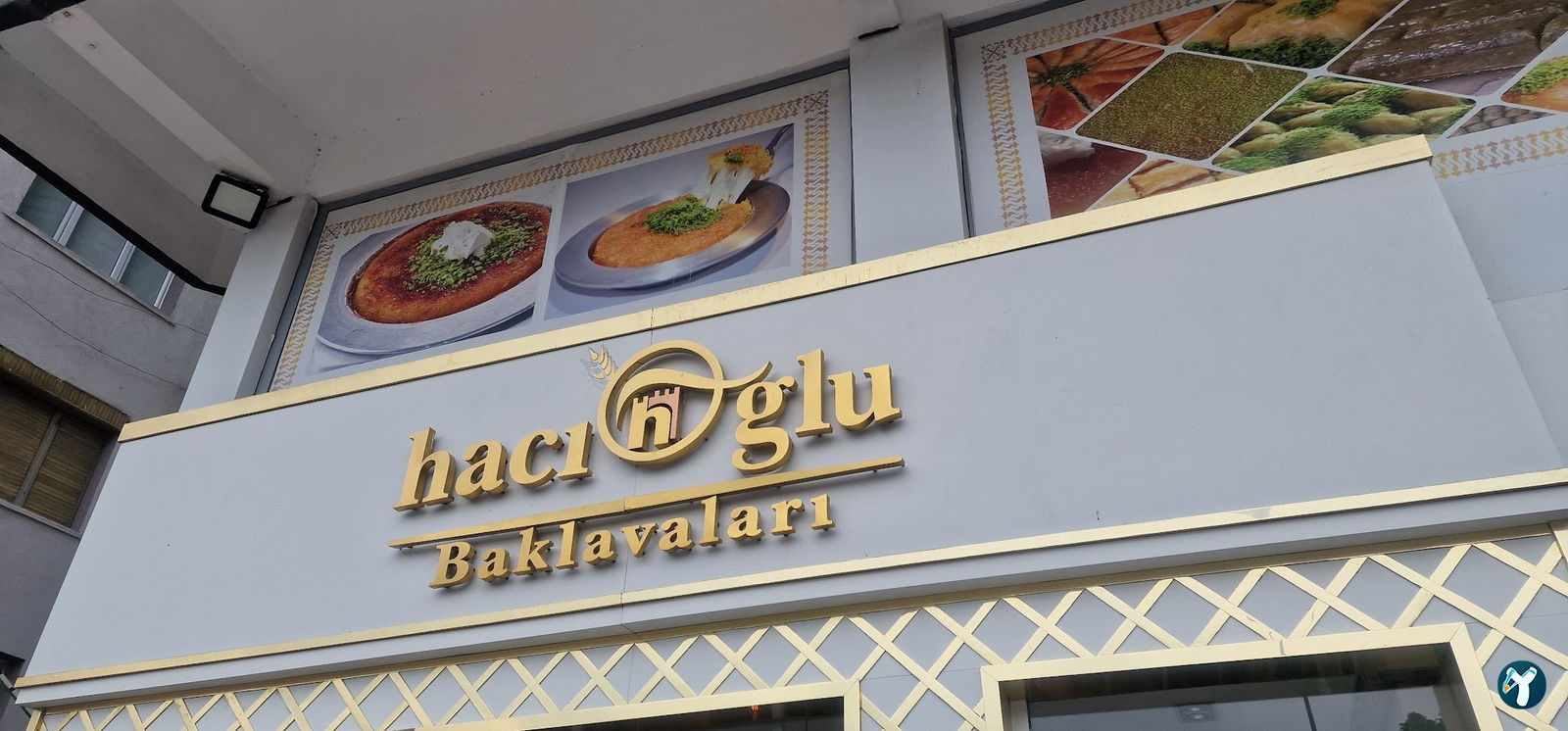 Bergama Hacıoğlu Baklava& Künefe