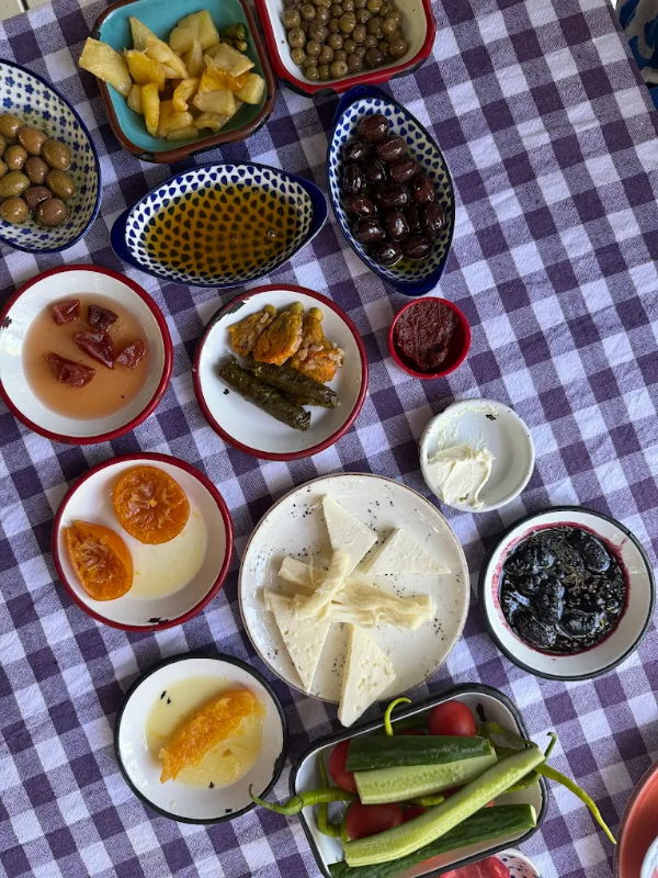 Asmalı Çardak Kahvaltı Evi