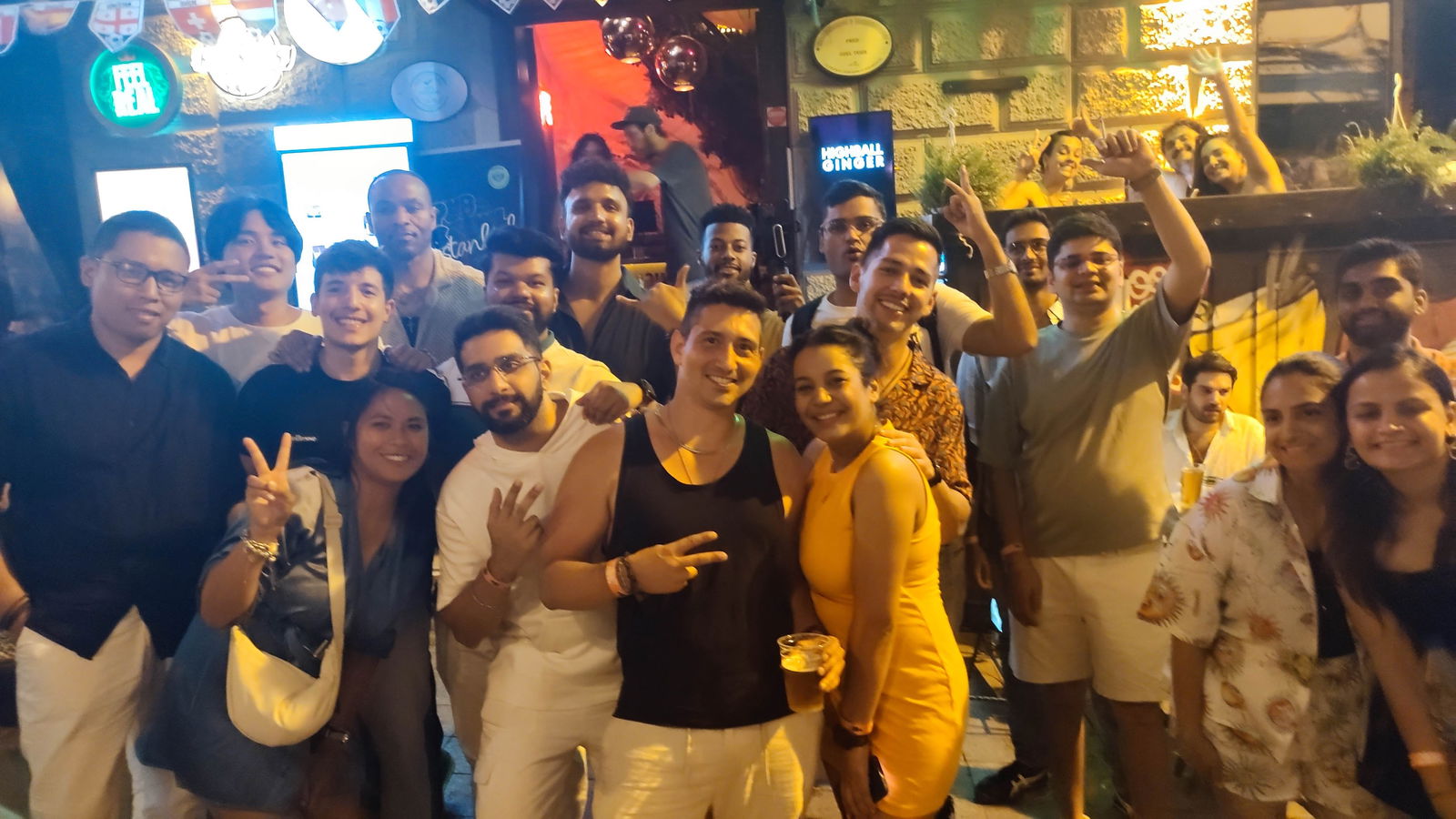 Pub Crawl Istanbul