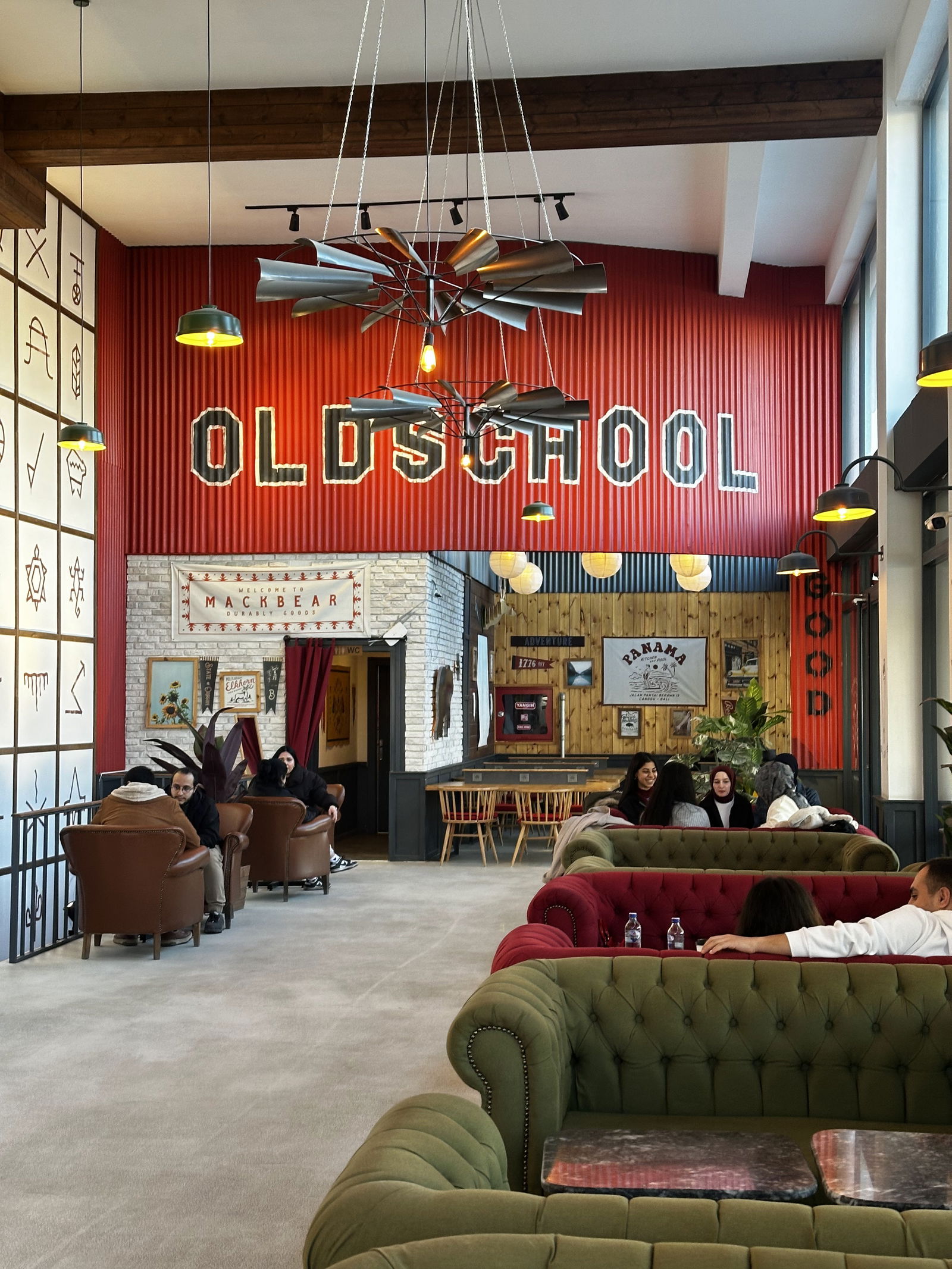 Mackbear Coffee Co. Törekent