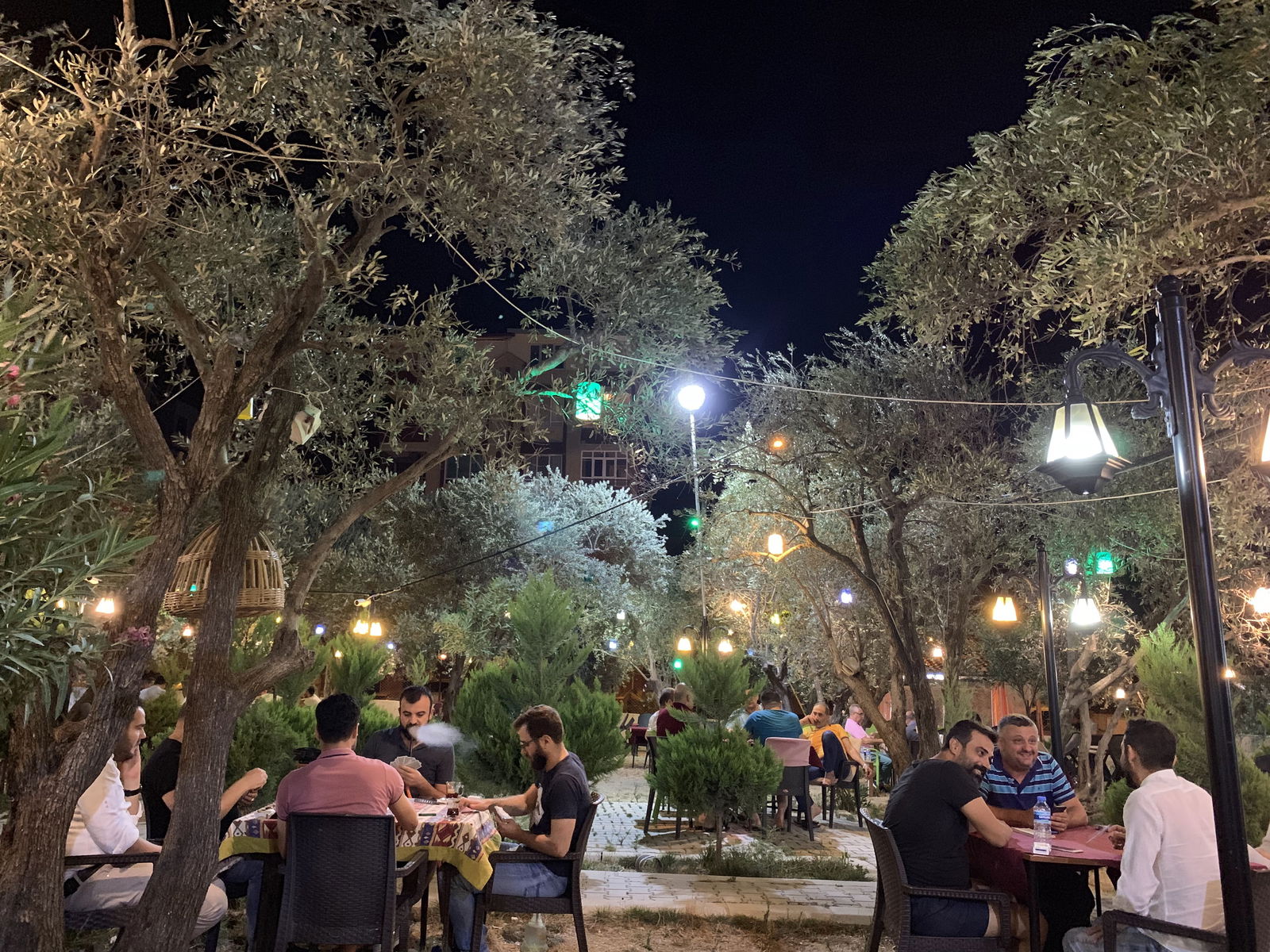 Çağdaş Cafe Aile Çay Bahçesi