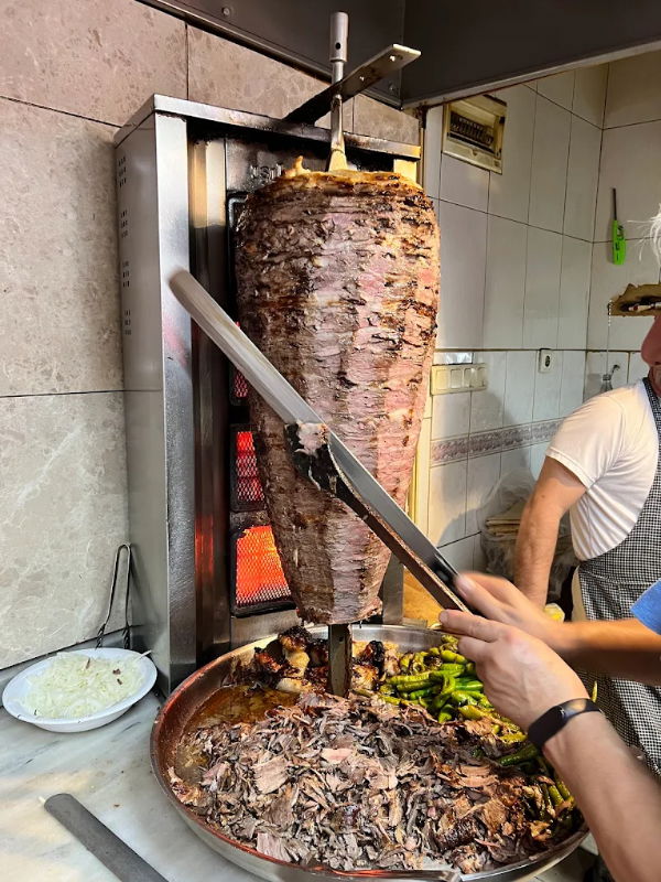 Mutlu Döner