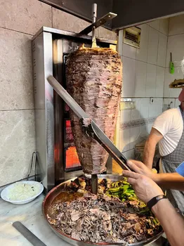 Mutlu Döner resimleri