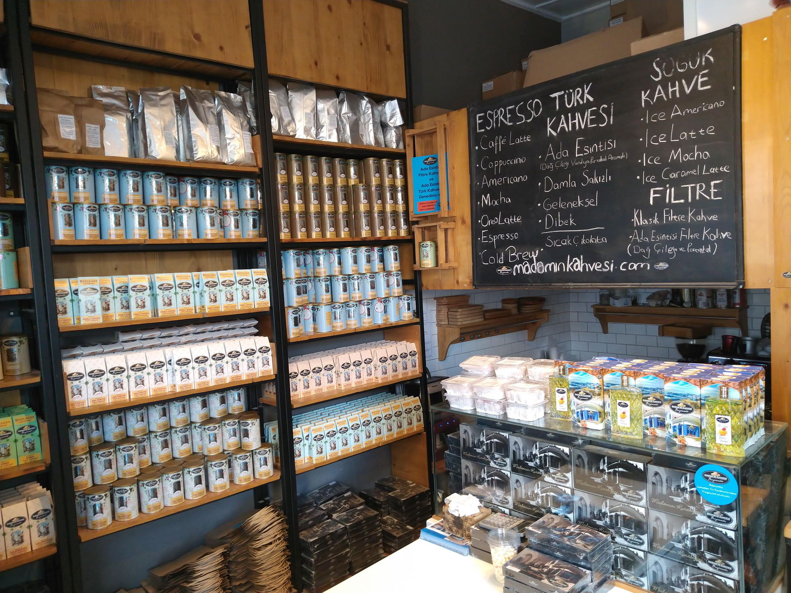 Madamın Kahvesi Bozcaada