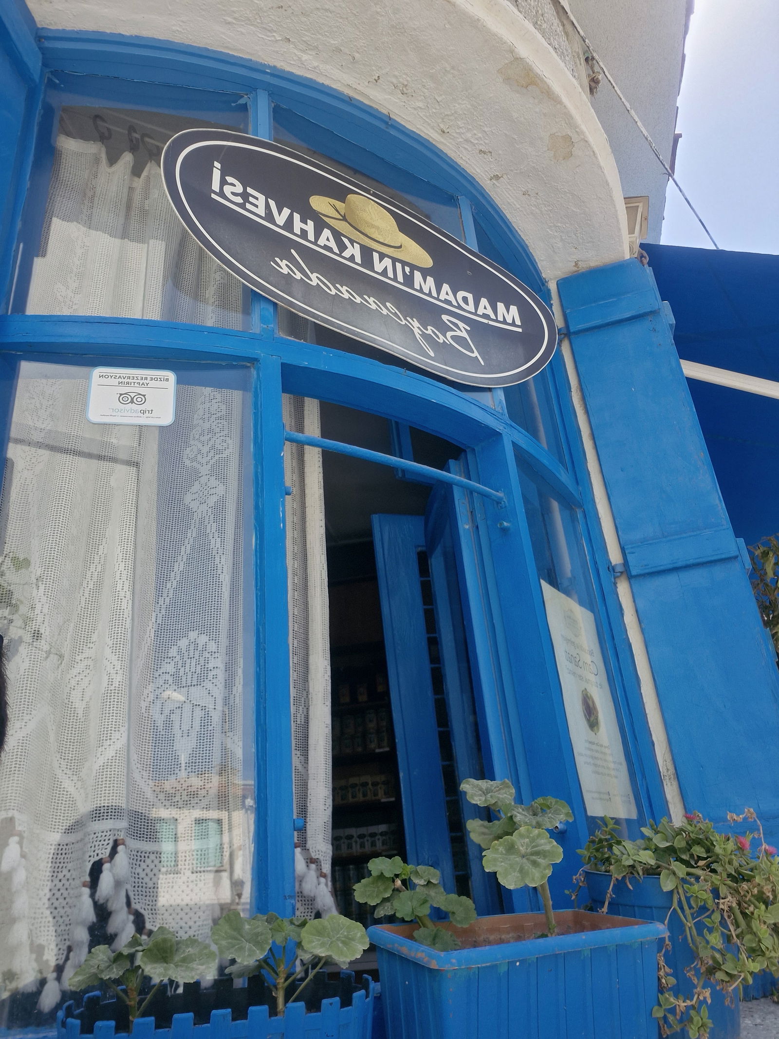 Madamın Kahvesi Bozcaada