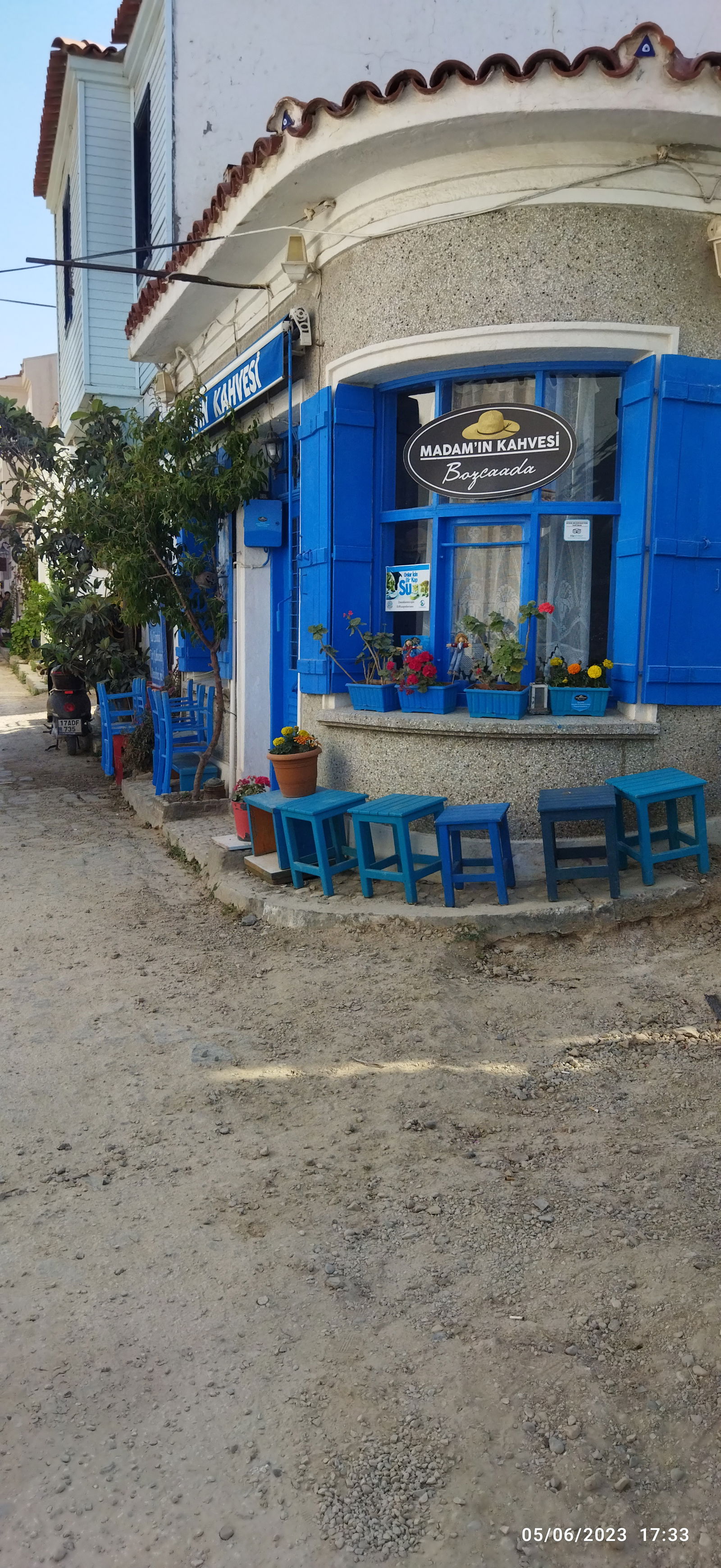 Madamın Kahvesi Bozcaada