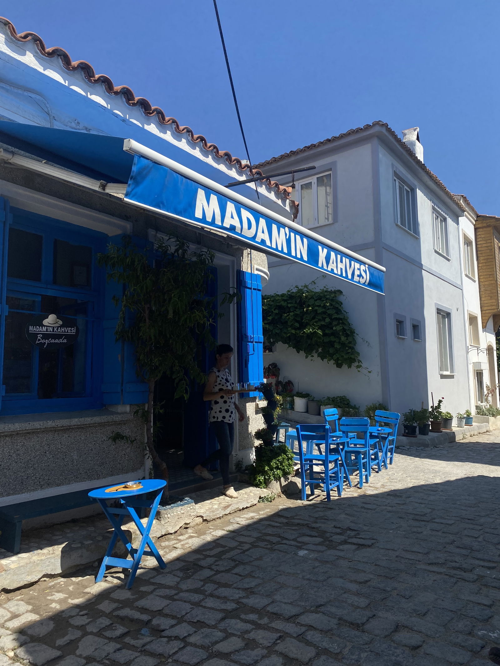 Madamın Kahvesi Bozcaada