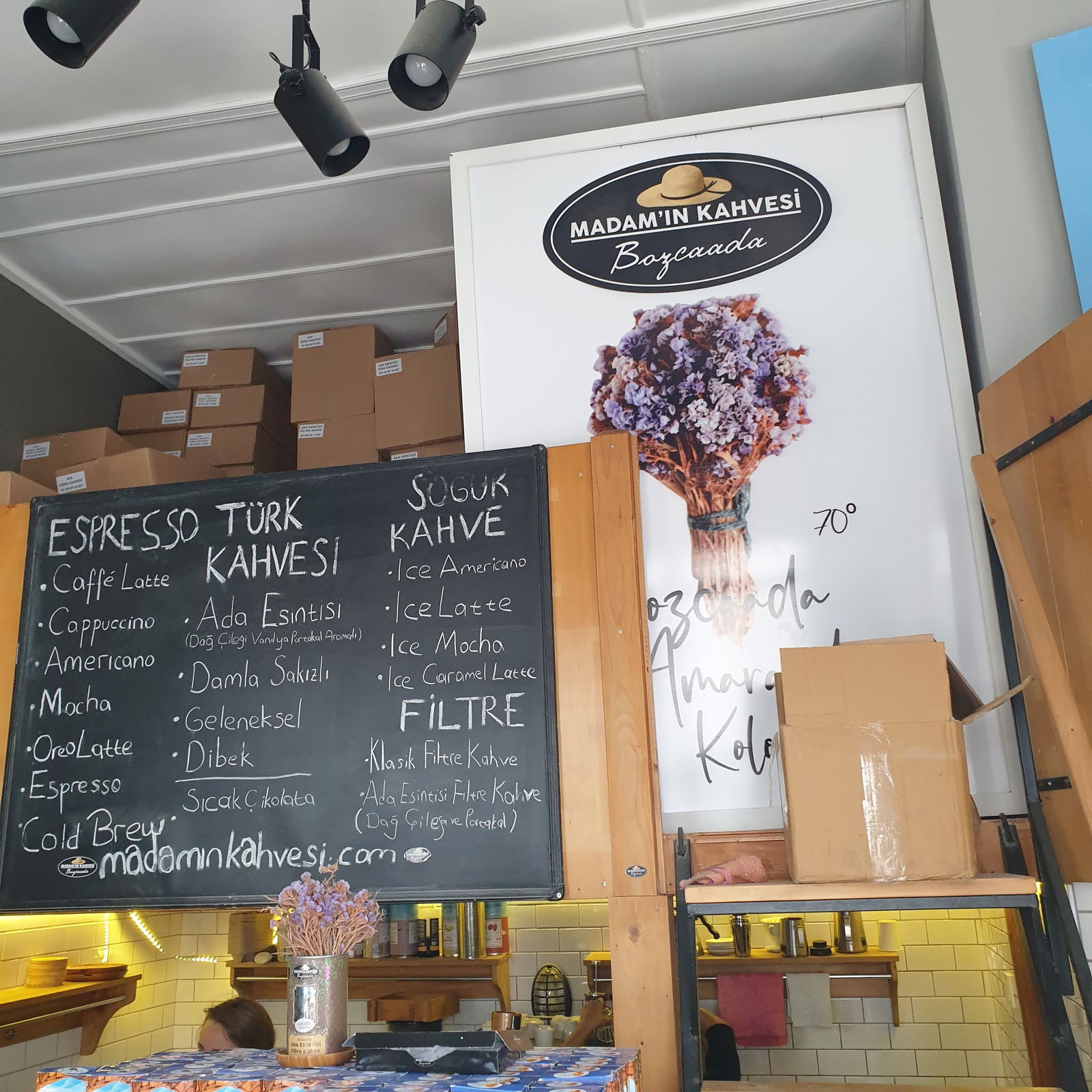 Madamın Kahvesi Bozcaada