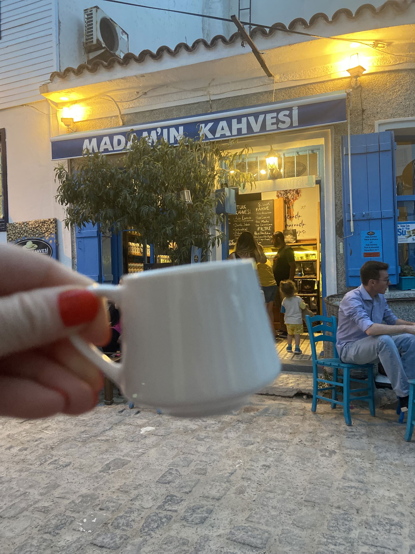 Madamın Kahvesi Bozcaada