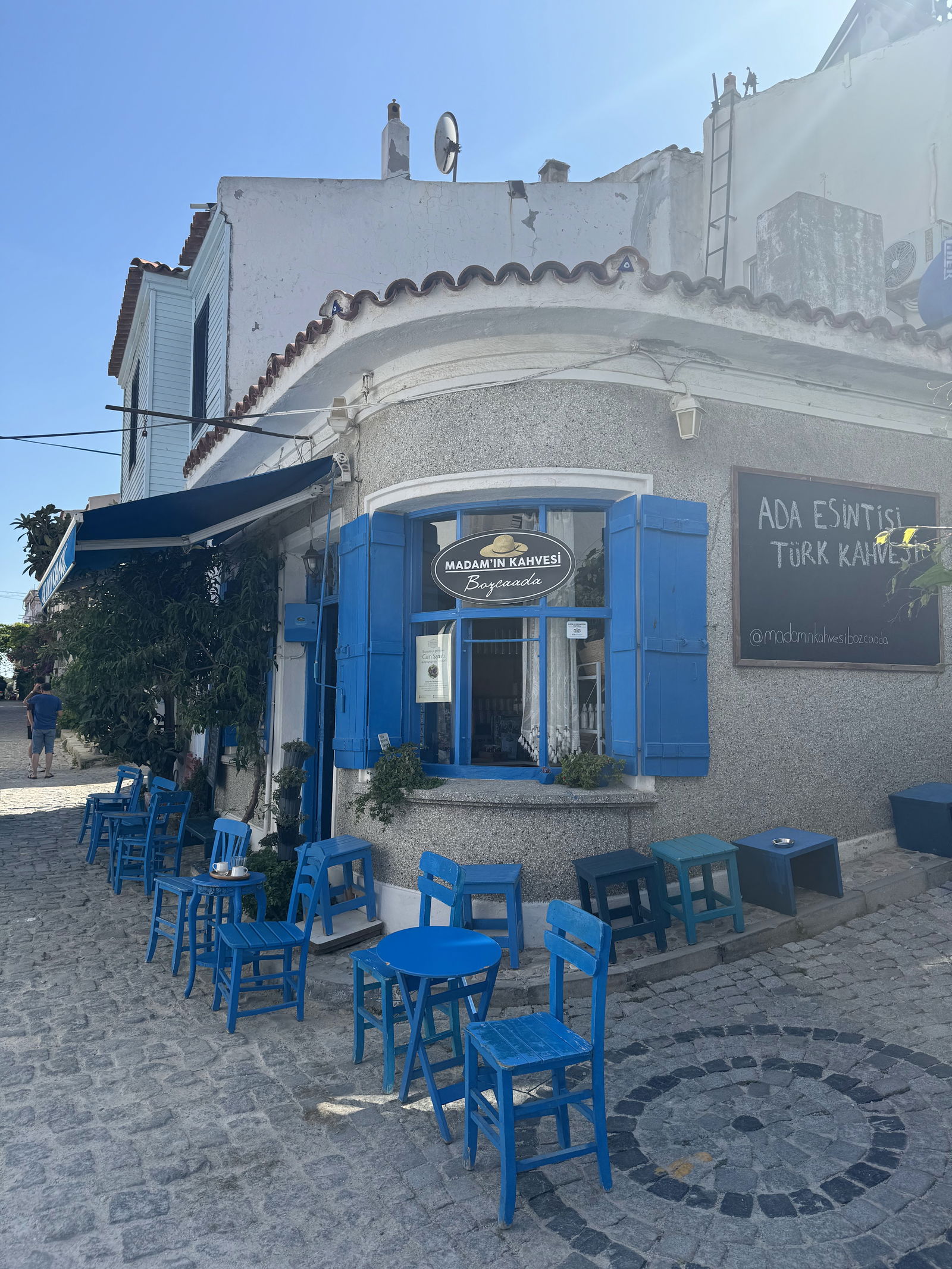 Madamın Kahvesi Bozcaada