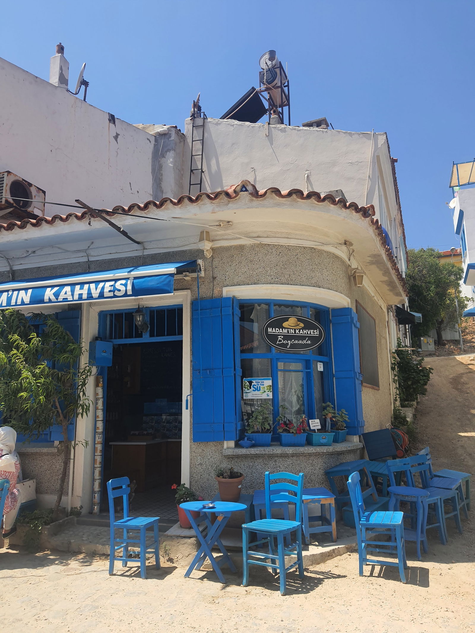 Madamın Kahvesi Bozcaada