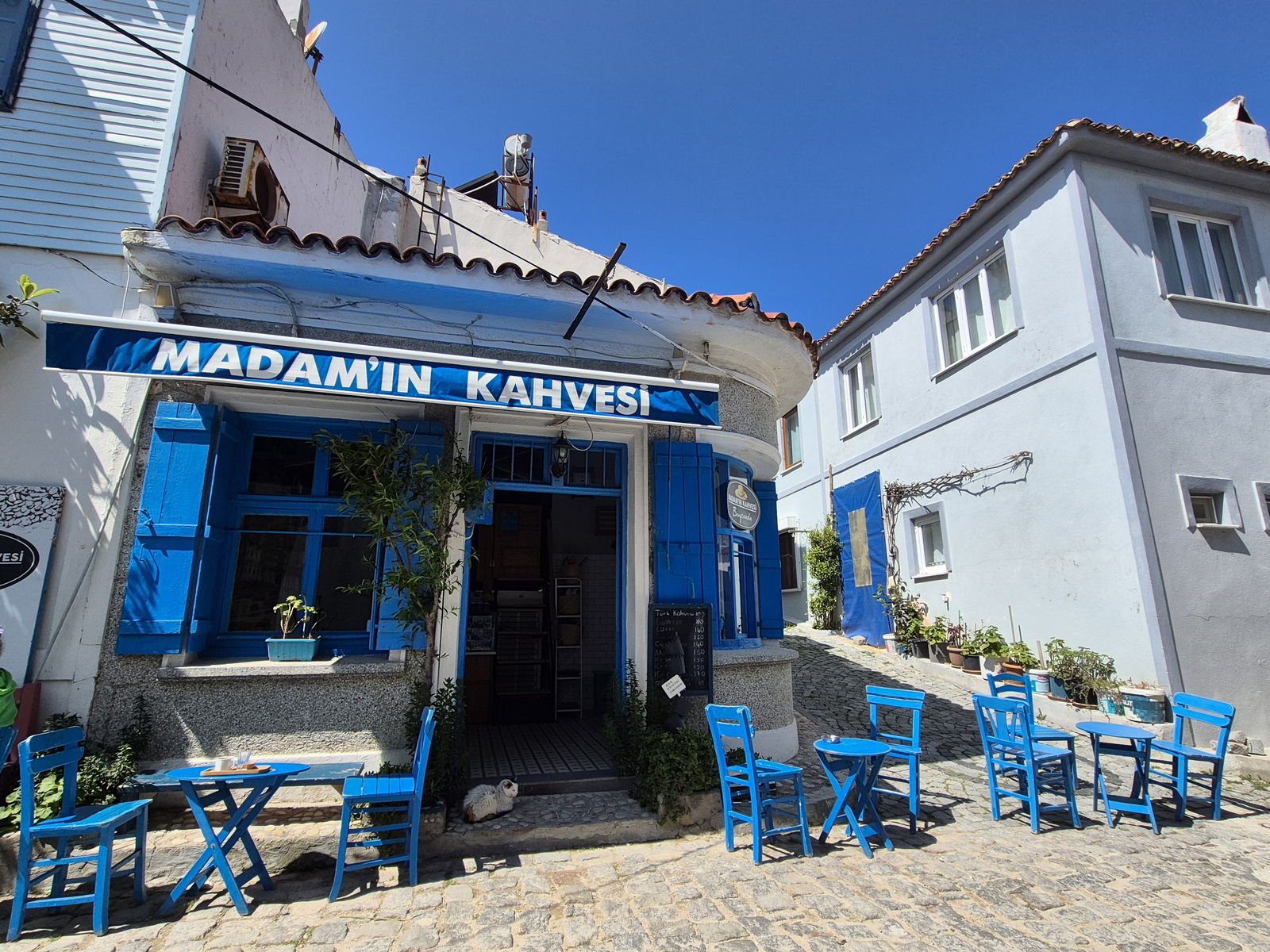 Madamın Kahvesi Bozcaada