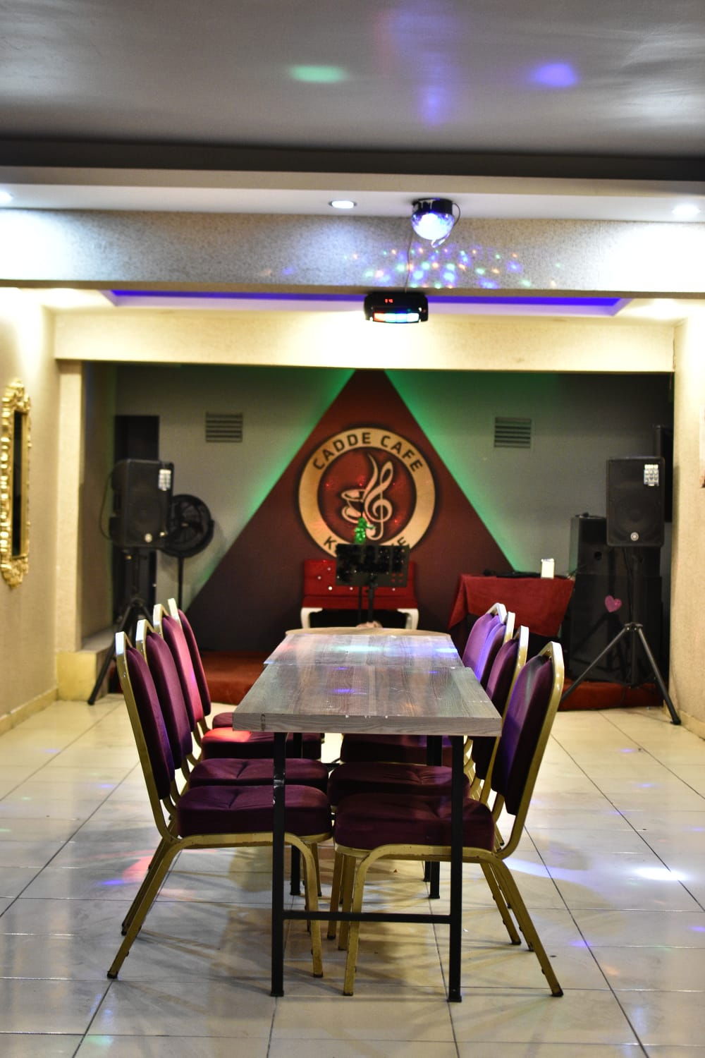 Cadde Cafe Restaurant