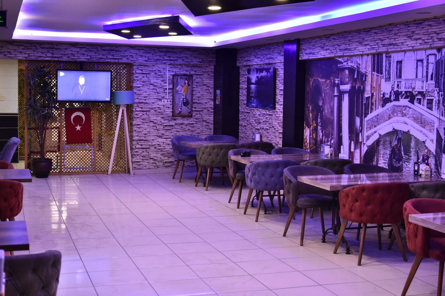 Cadde Cafe Restaurant