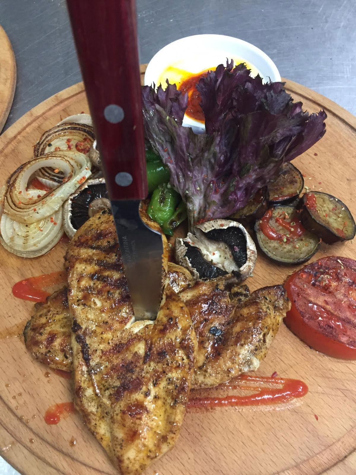 Glorious'S Cafe & Restaurant