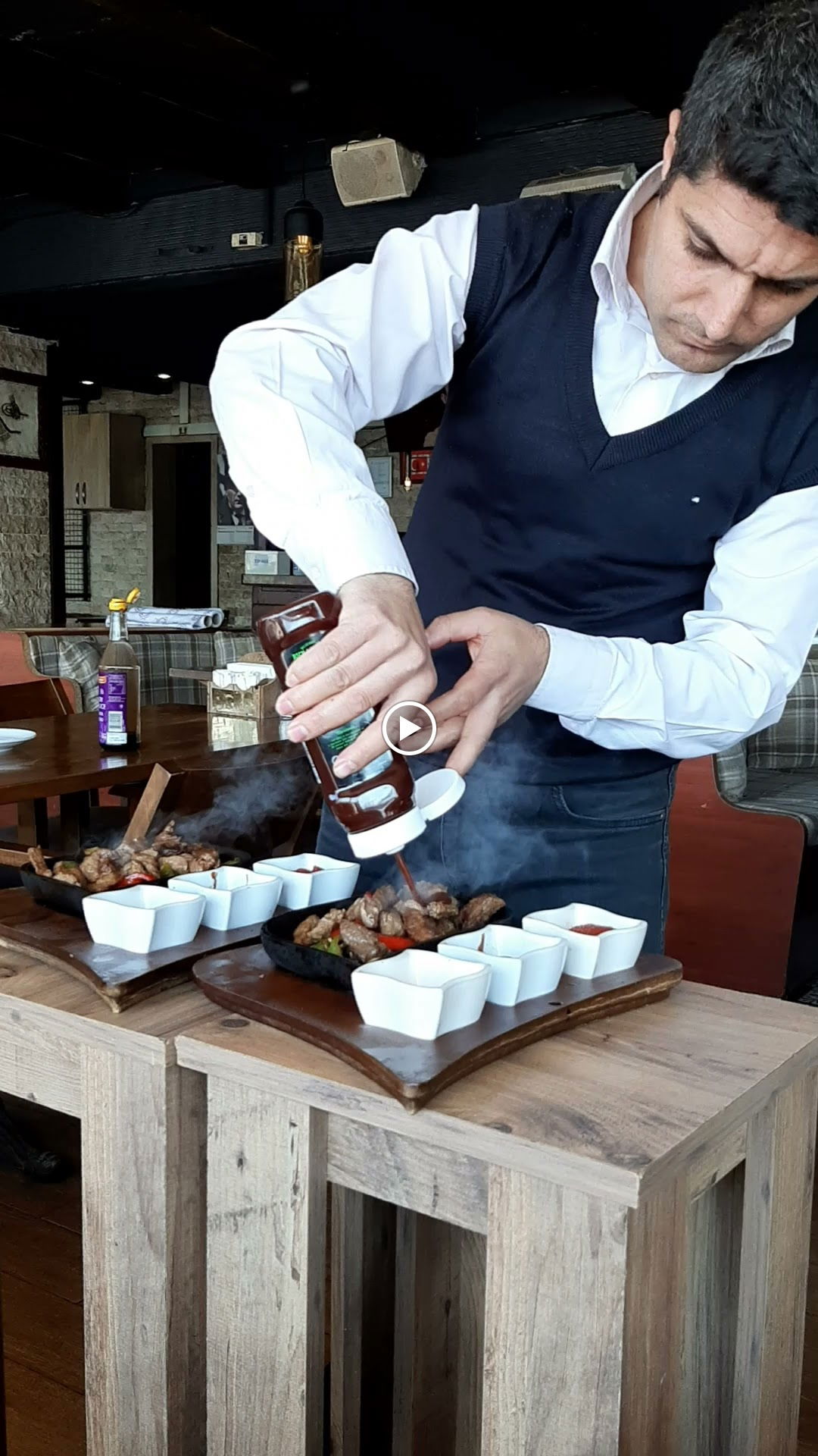 Glorious'S Cafe & Restaurant