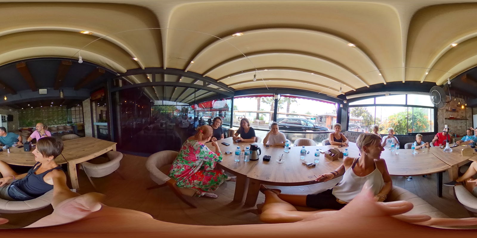 Glorious'S Cafe & Restaurant