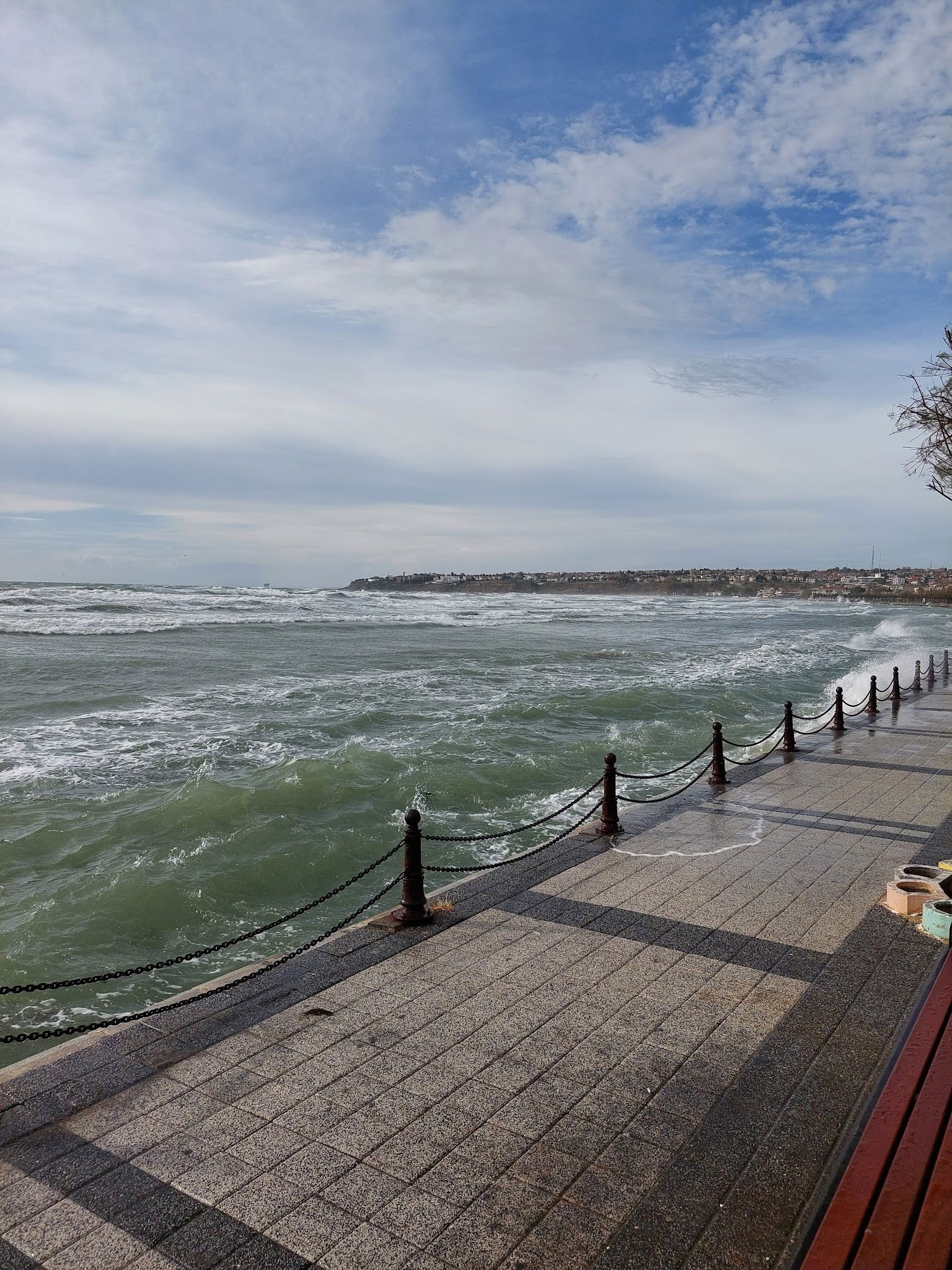 Glorious'S Cafe & Restaurant