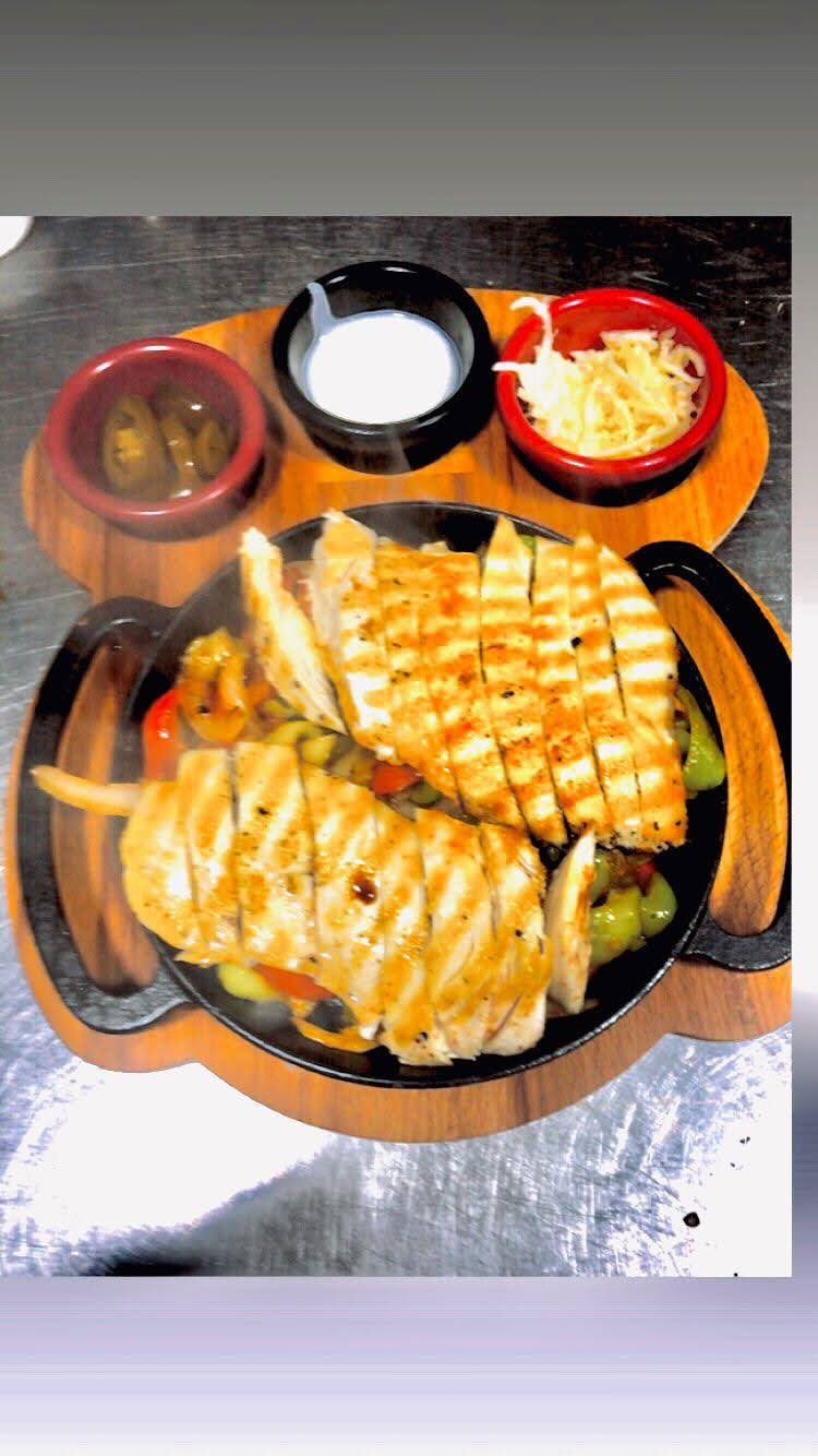 Glorious'S Cafe & Restaurant