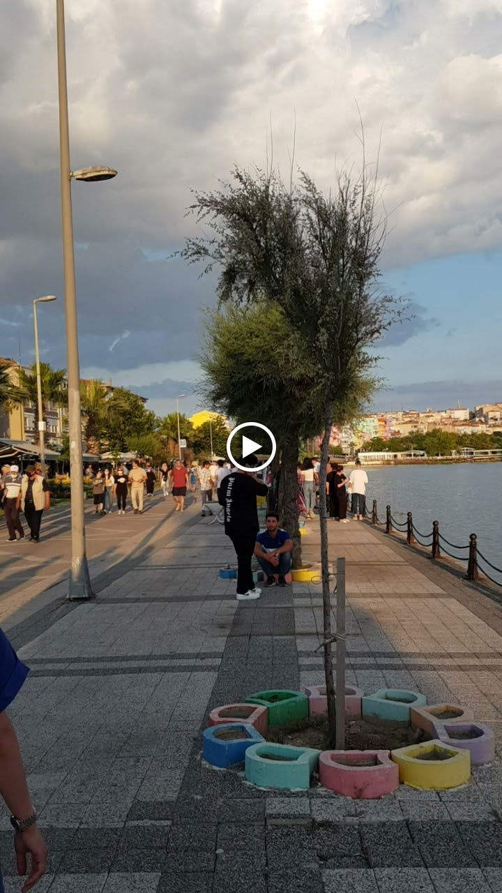 Glorious'S Cafe & Restaurant