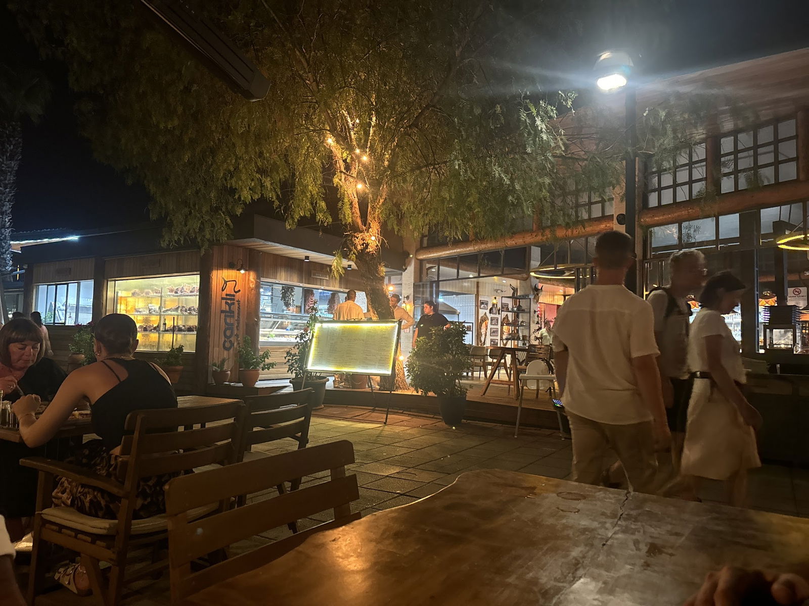 Çarıklı Et Restaurant