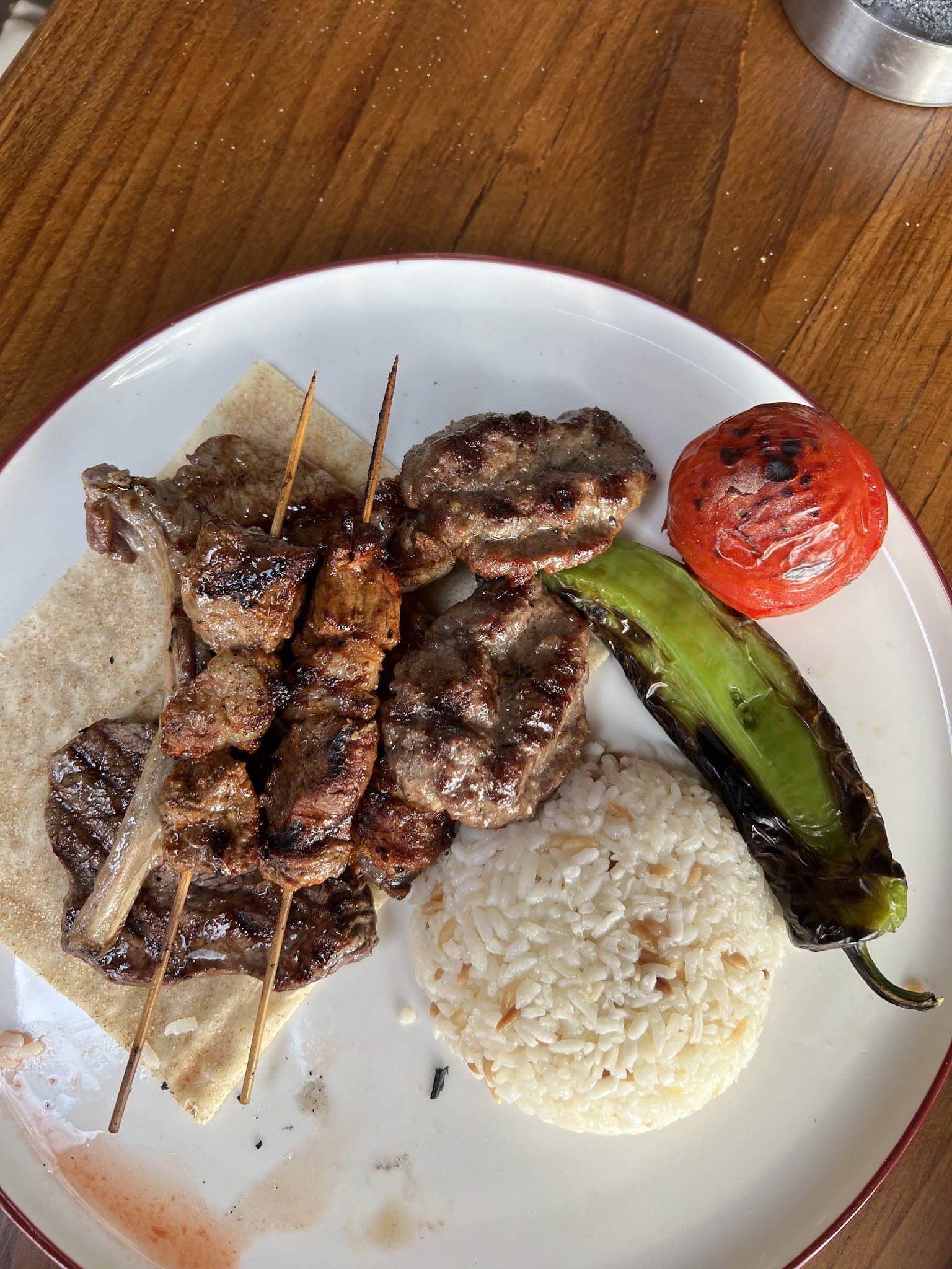 Çarıklı Et Restaurant