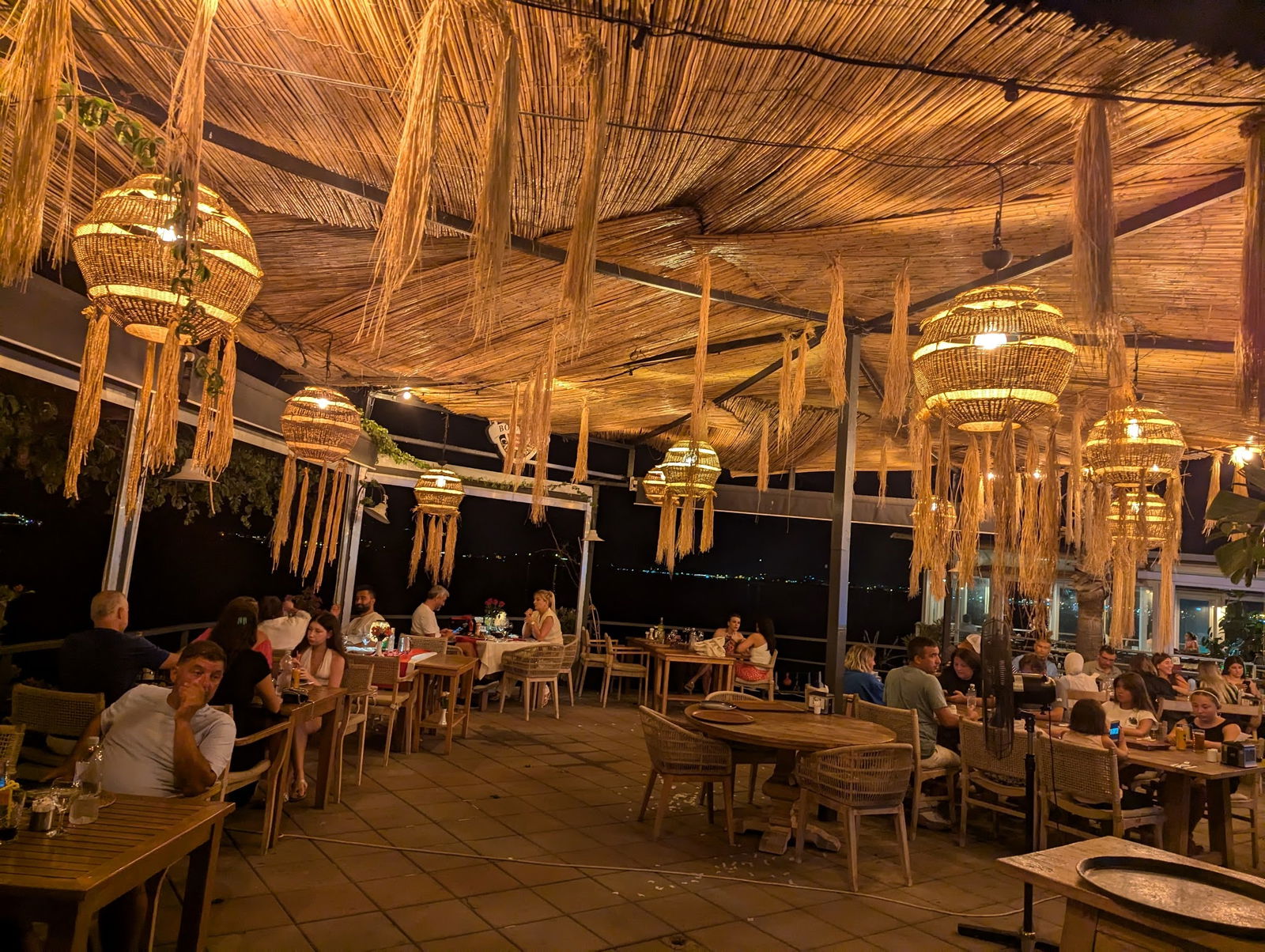 Çarıklı Et Restaurant