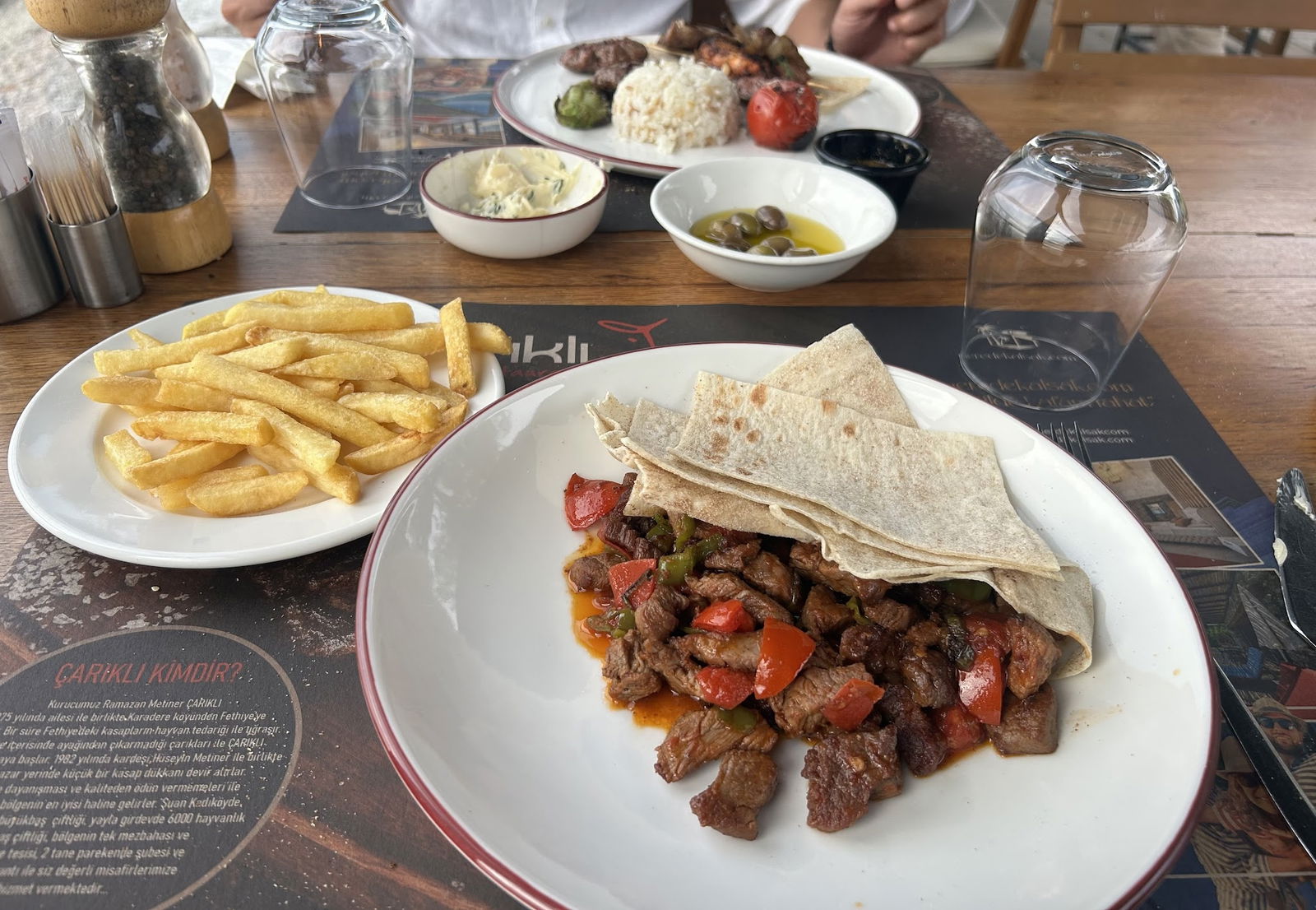 Çarıklı Et Restaurant