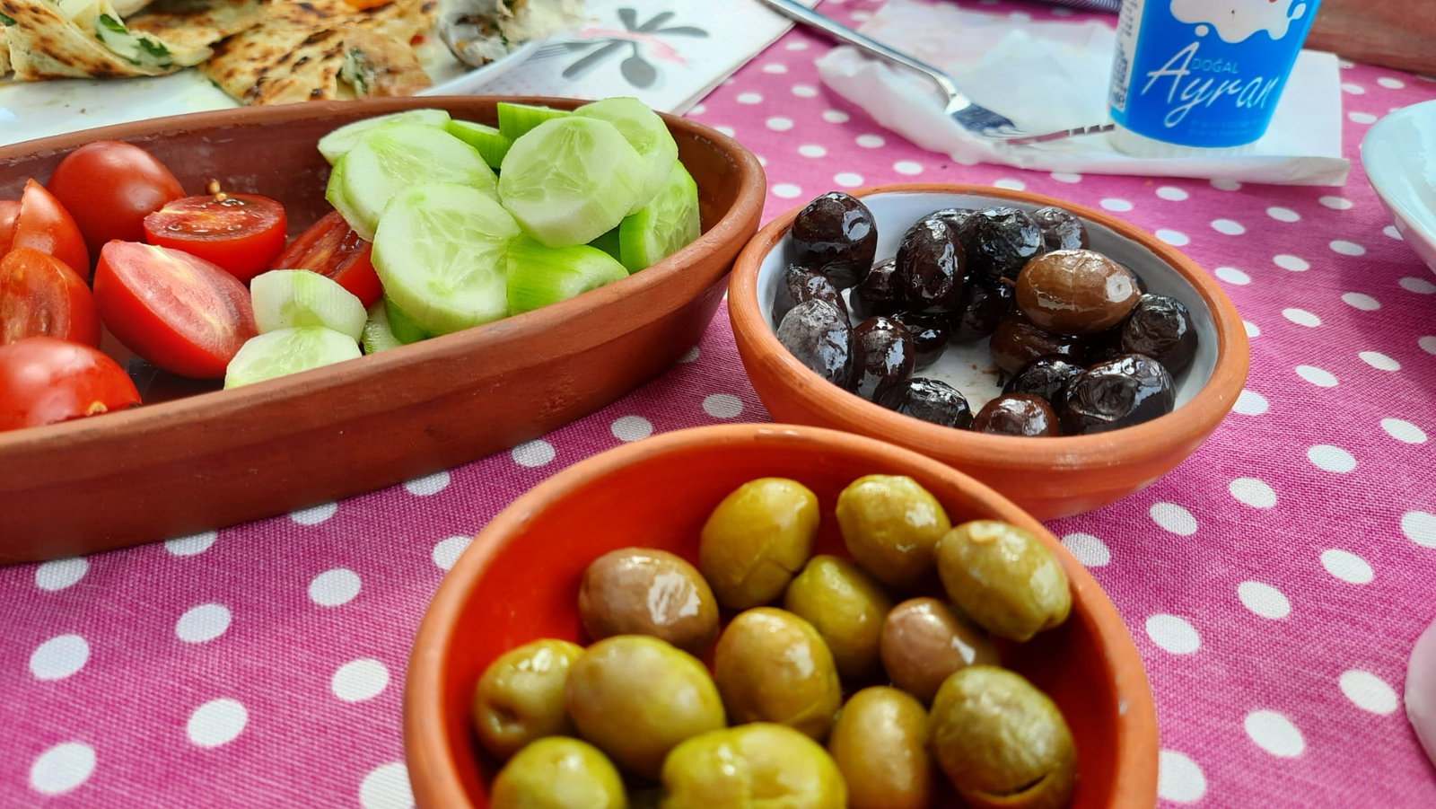 Badem Kahvaltı Ve Gözleme Evi