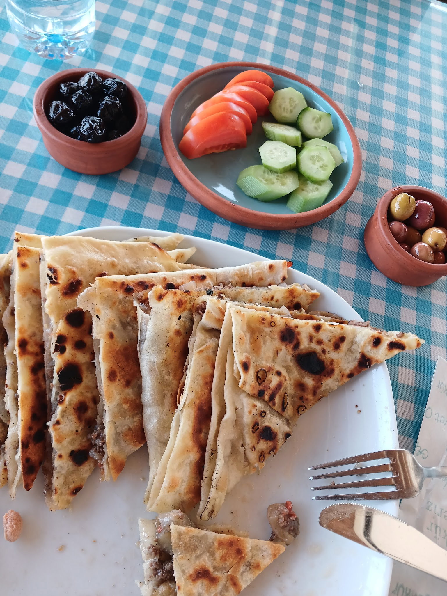 Badem Kahvaltı Ve Gözleme Evi