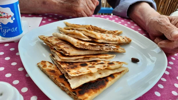 Badem Kahvaltı Ve Gözleme Evi resimleri