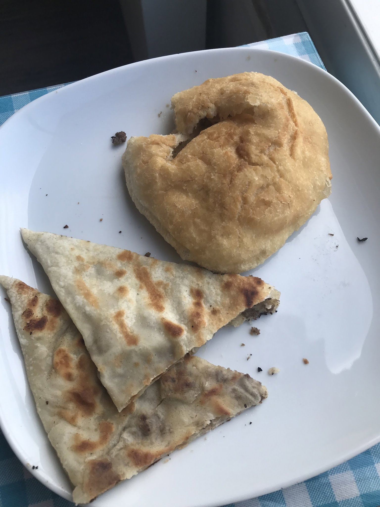 Badem Kahvaltı Ve Gözleme Evi