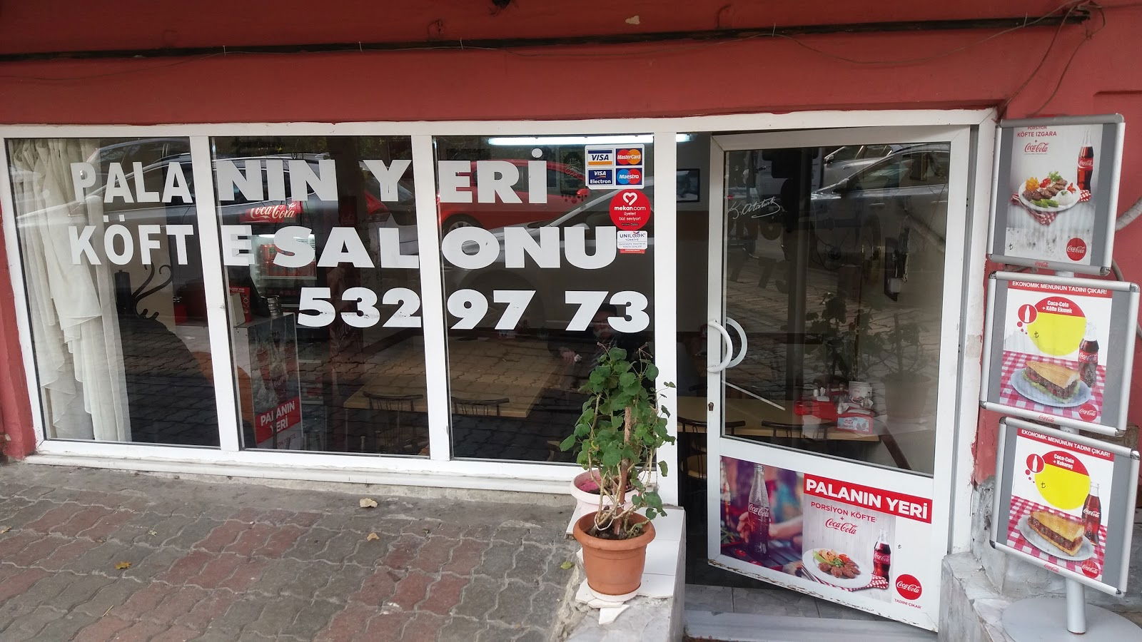 Palanın Yeri Köfte Salonu