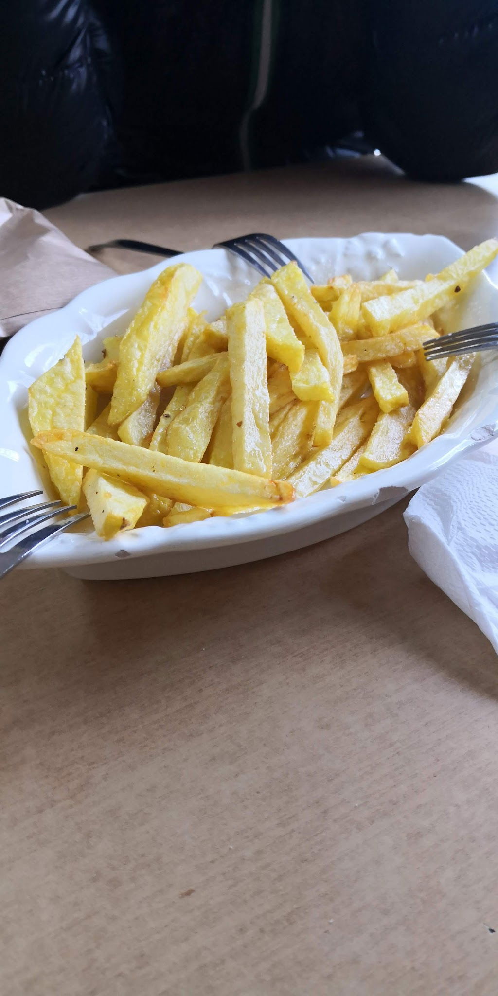 Palanın Yeri Köfte Salonu