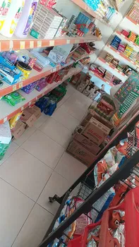 Yıldız Bakkal resimleri