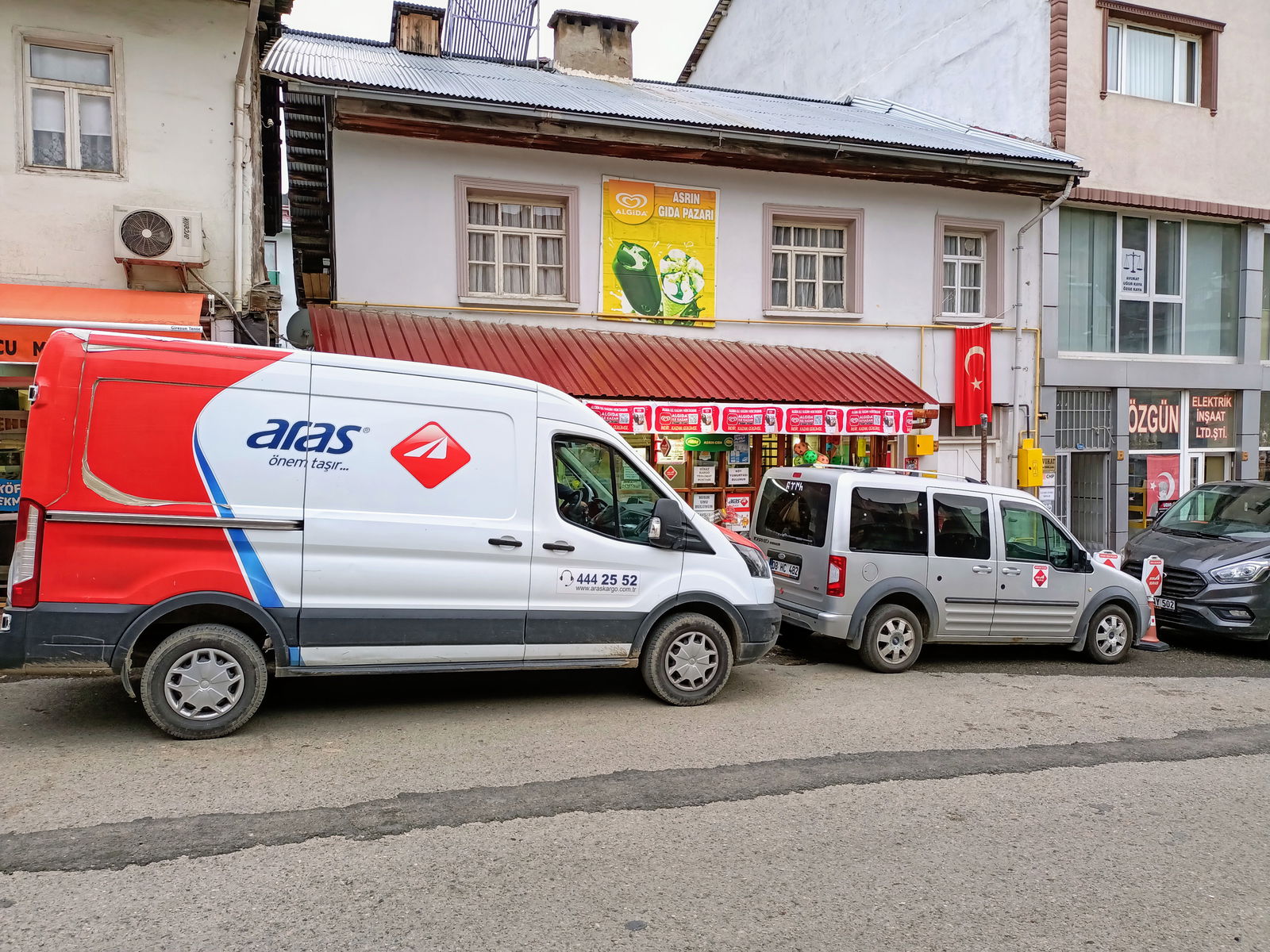 Asrın Gıda Pazarı