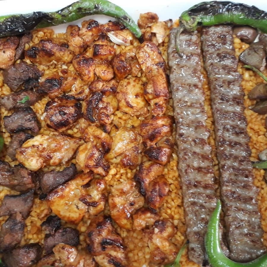 Urfali İki̇zler Dürüm Evi̇ Ve Kebap Salonu